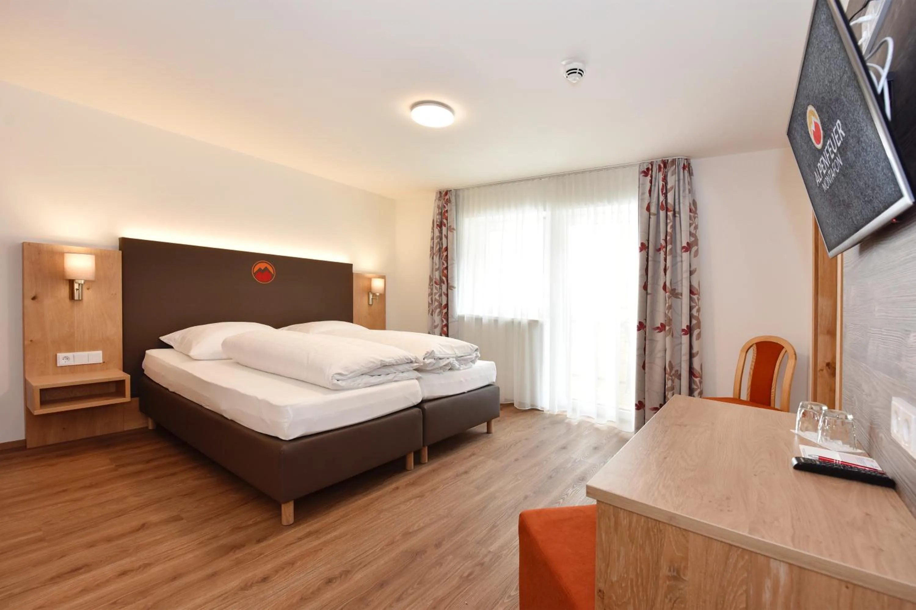 Bedroom, Bed in Hotel Alpenfeuer Montafon