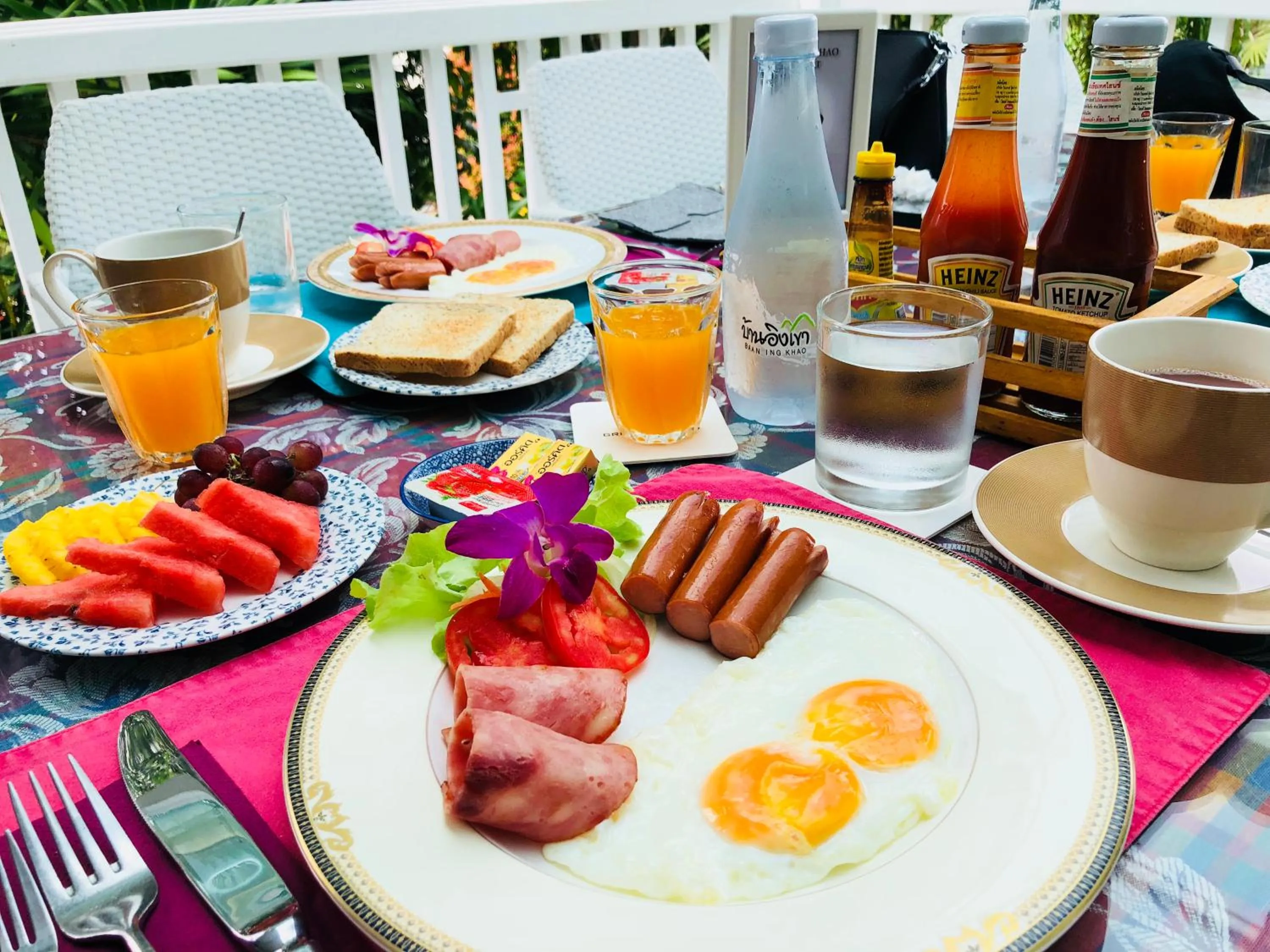 Breakfast in Baan Ing Khao
