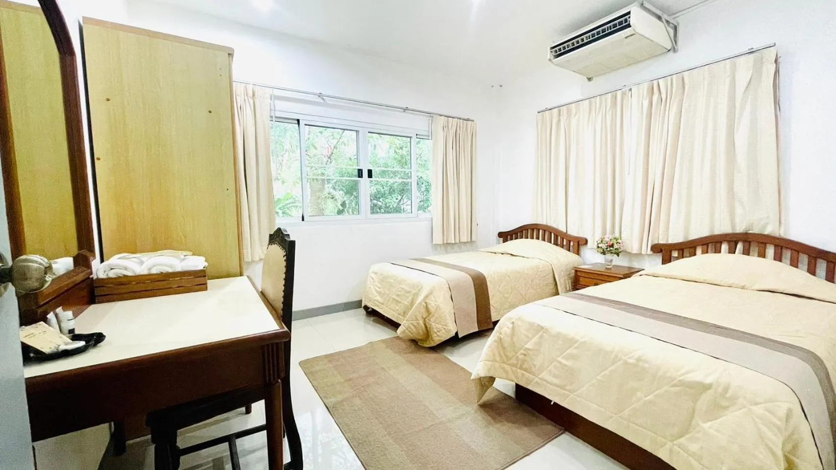 Bed in Baan Ing Khao