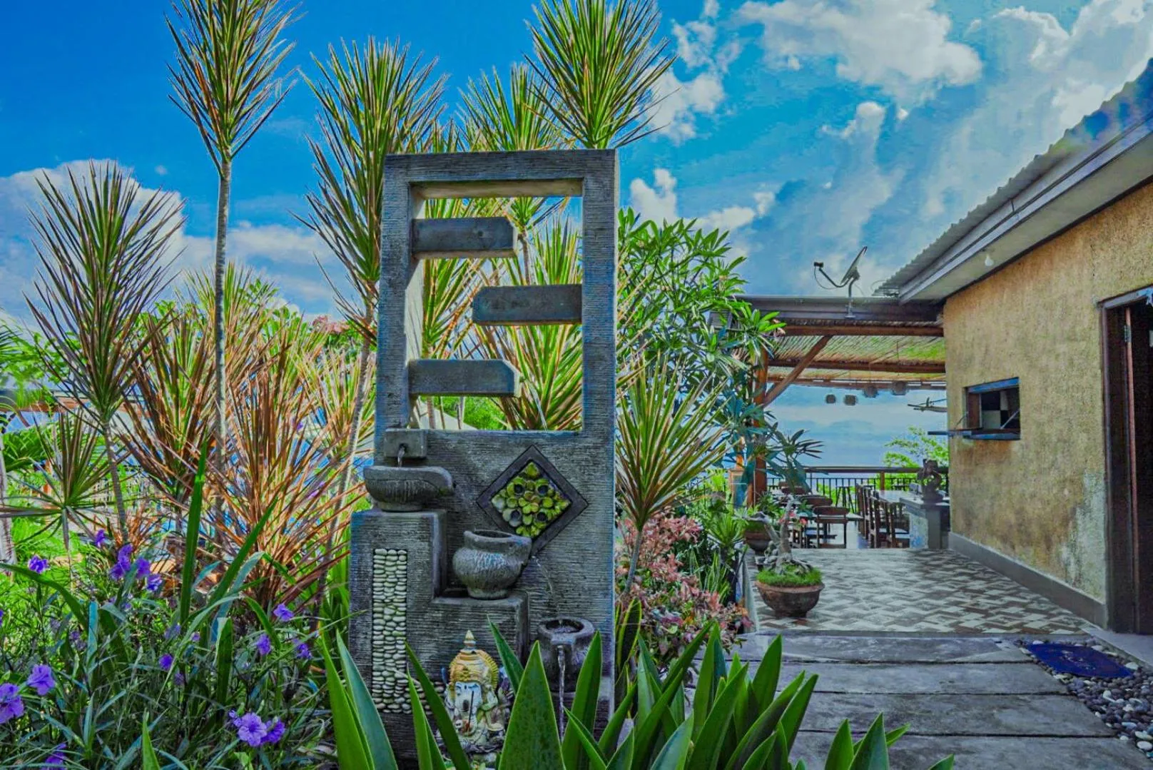 Bataran Garden Cottage