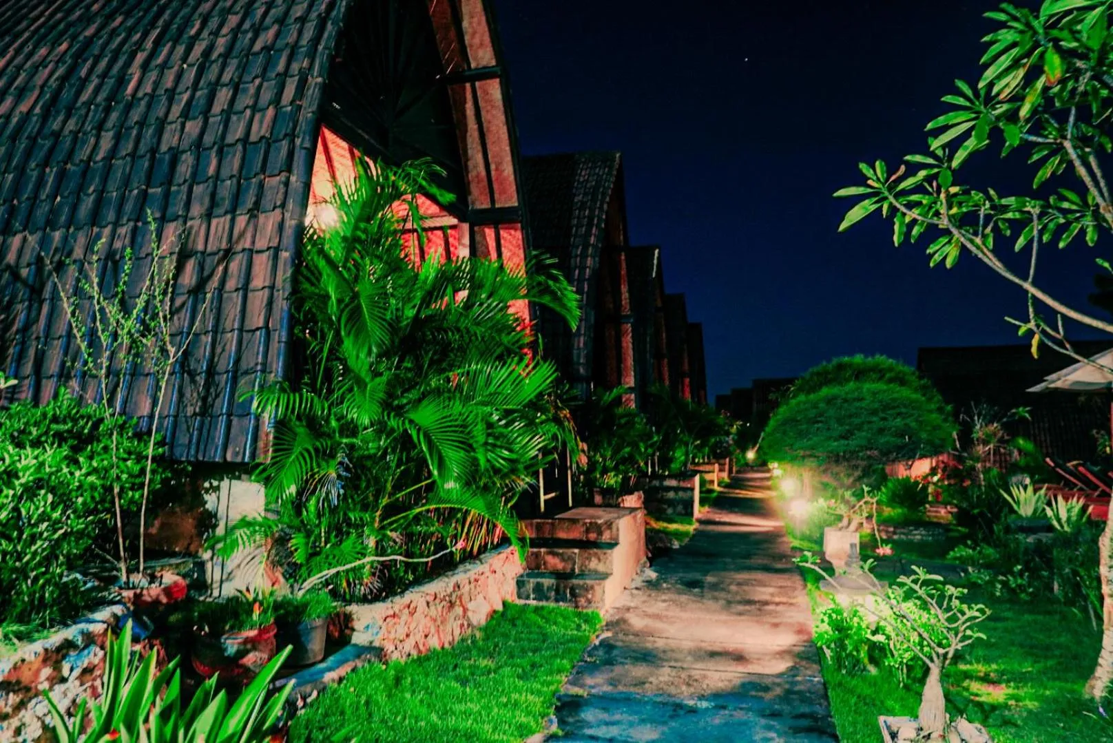 Bataran Garden Cottage