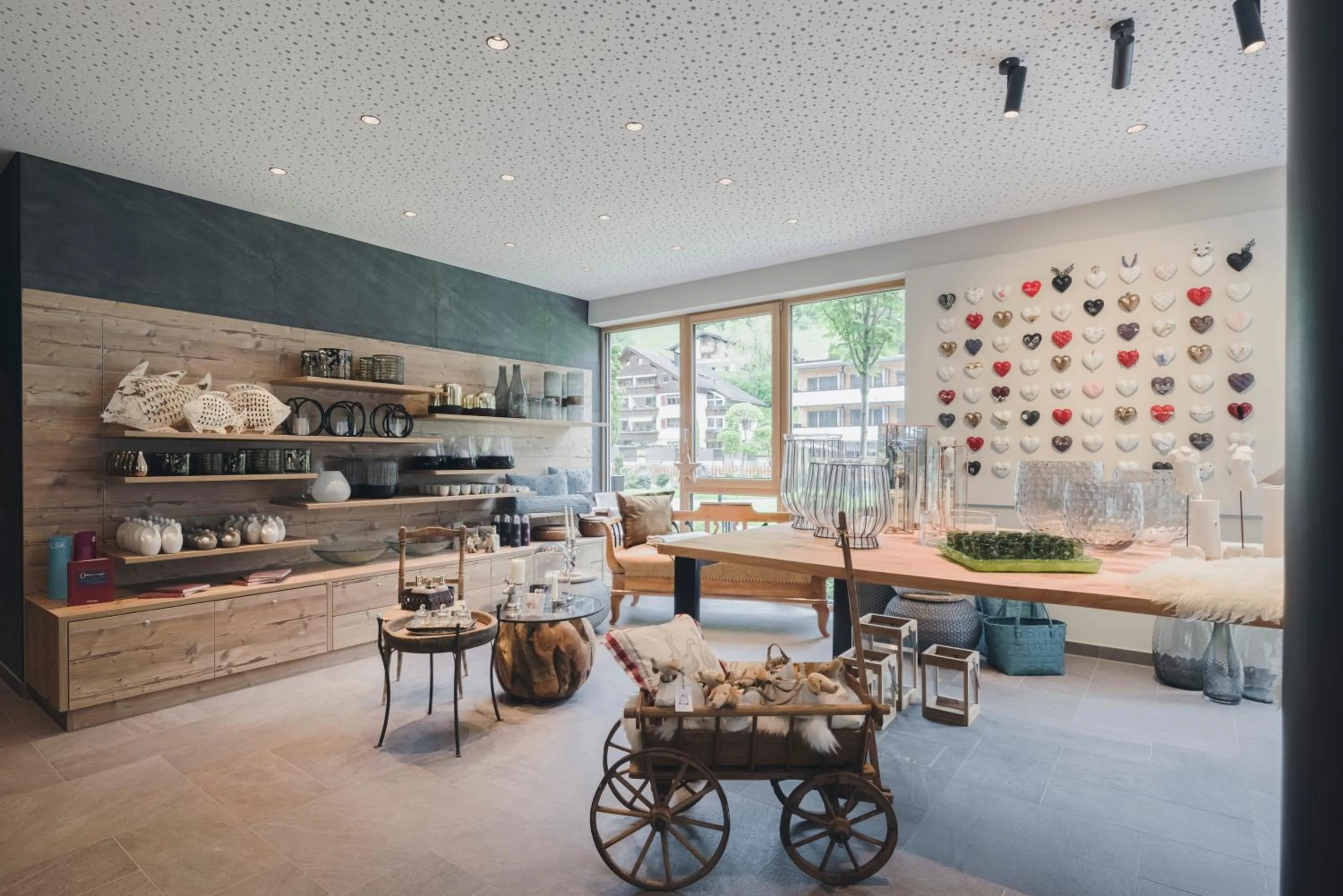 On-site shops in Alpenhotel Montafon & SPA