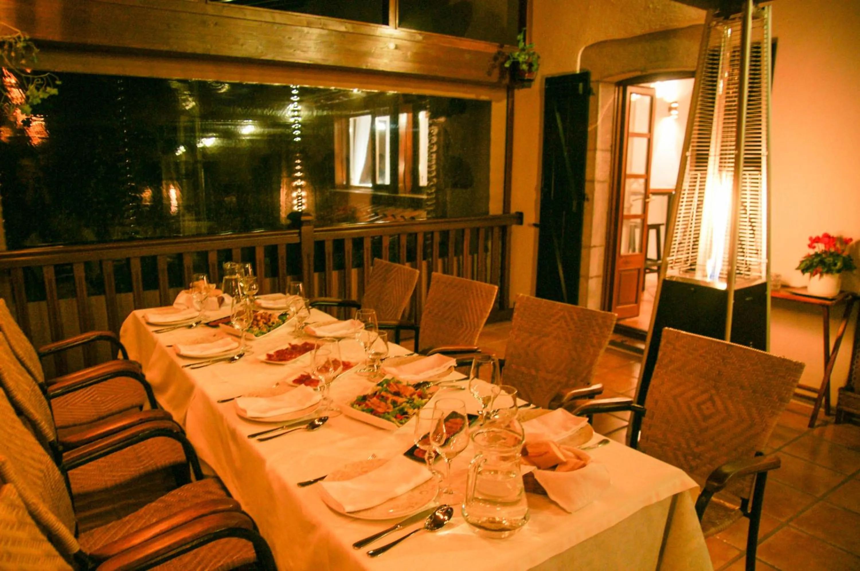 Restaurant/places to eat in Hostal Rural Irigoienea