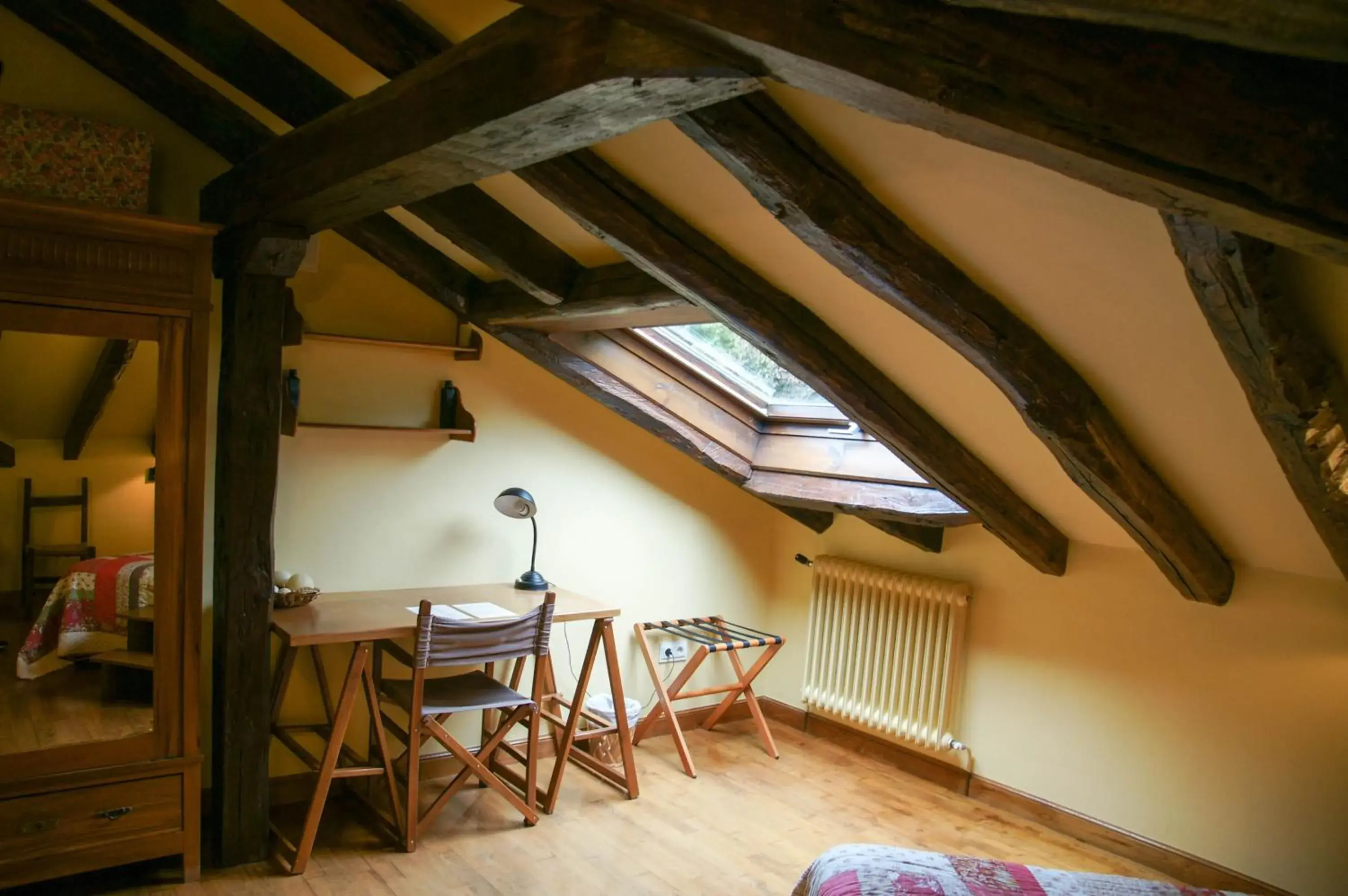 Attic Room - single occupancy in Hostal Rural Irigoienea Attic Room - single occupancy in Hostal Rural Irigoienea