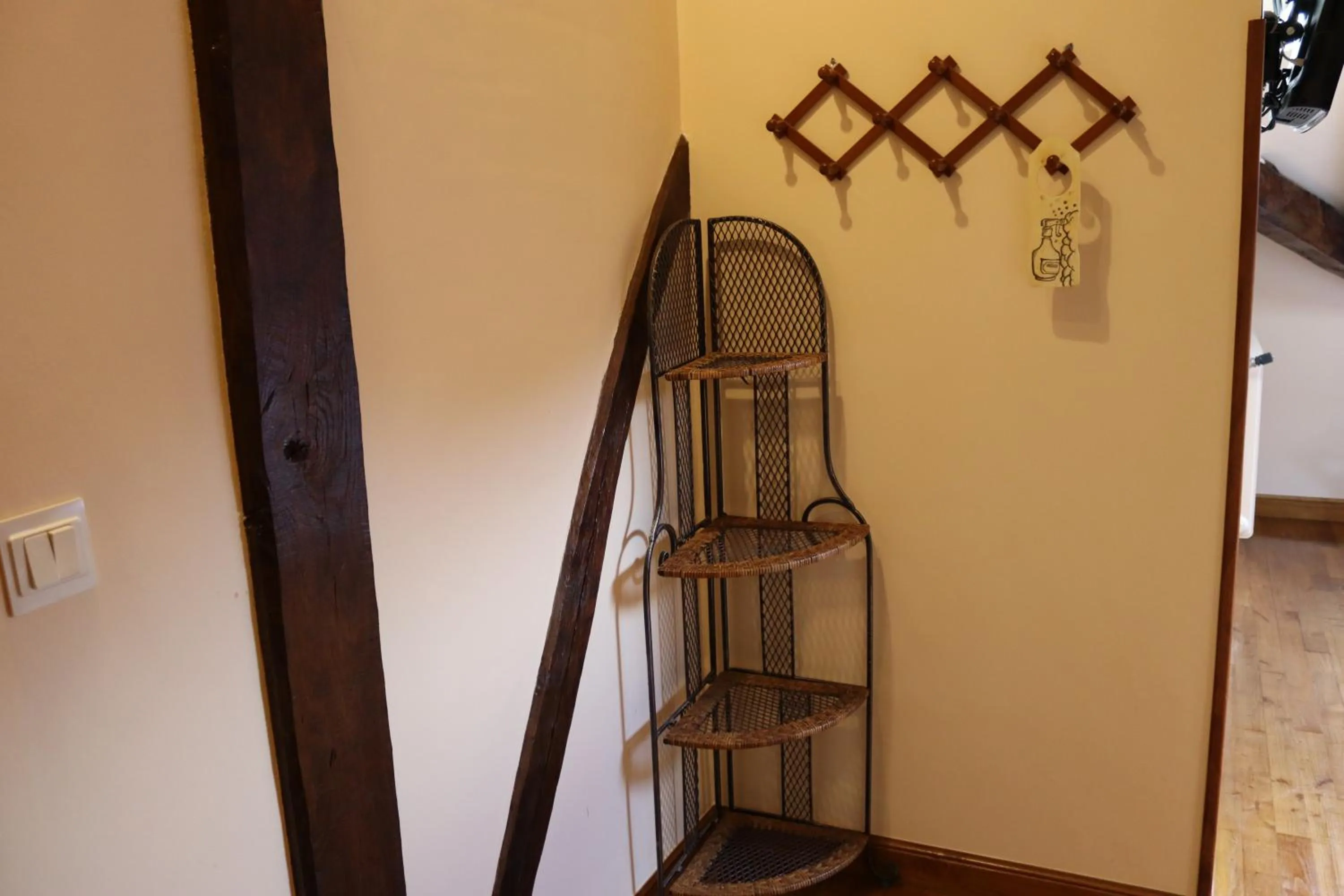 wardrobe in Hostal Rural Irigoienea