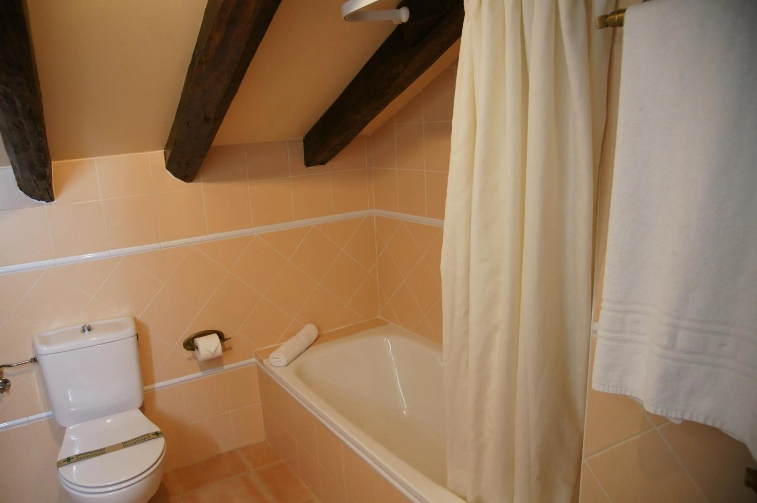 Bathroom in Hostal Rural Irigoienea