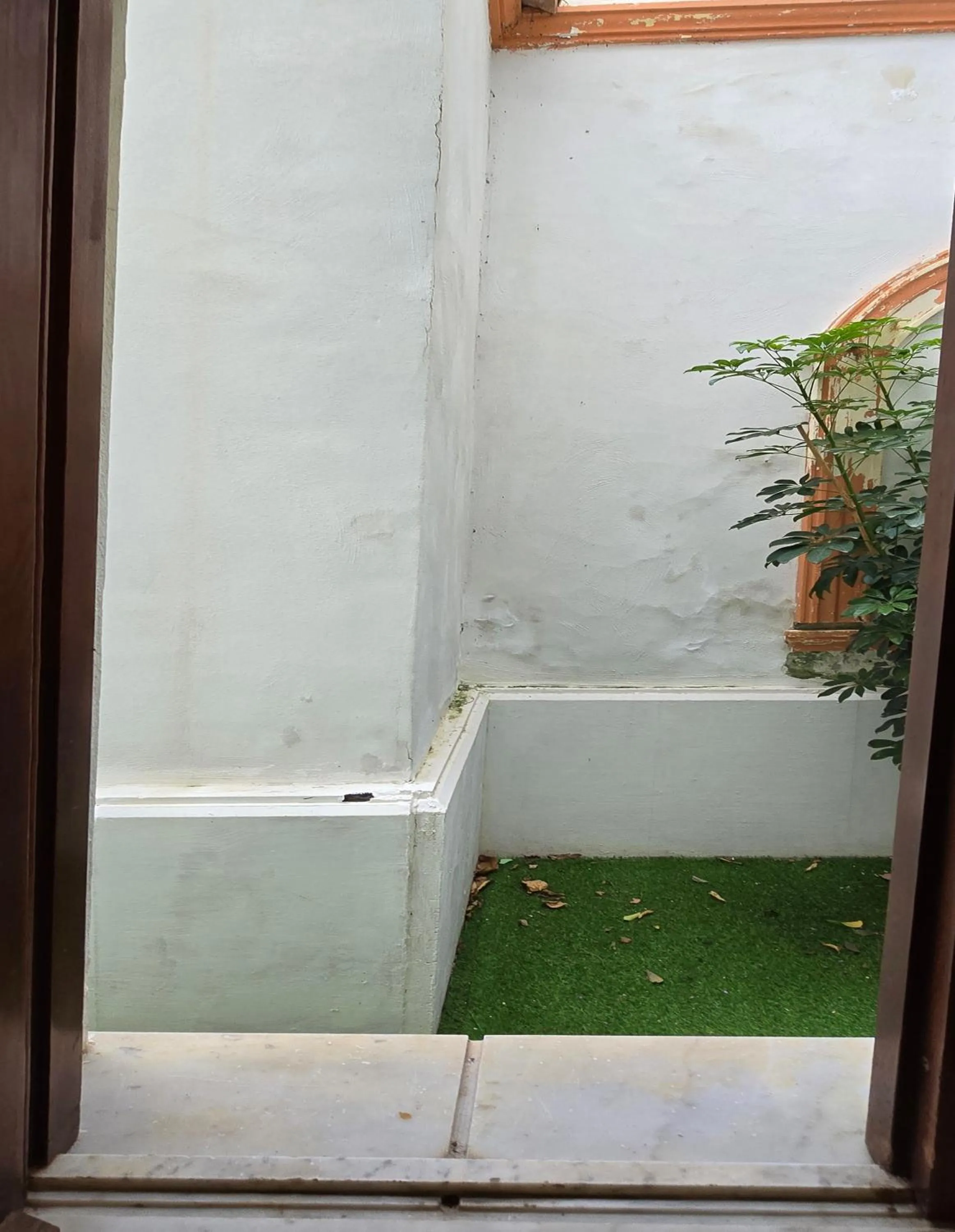 Inner courtyard view in Hotel Il Nido Sorrento