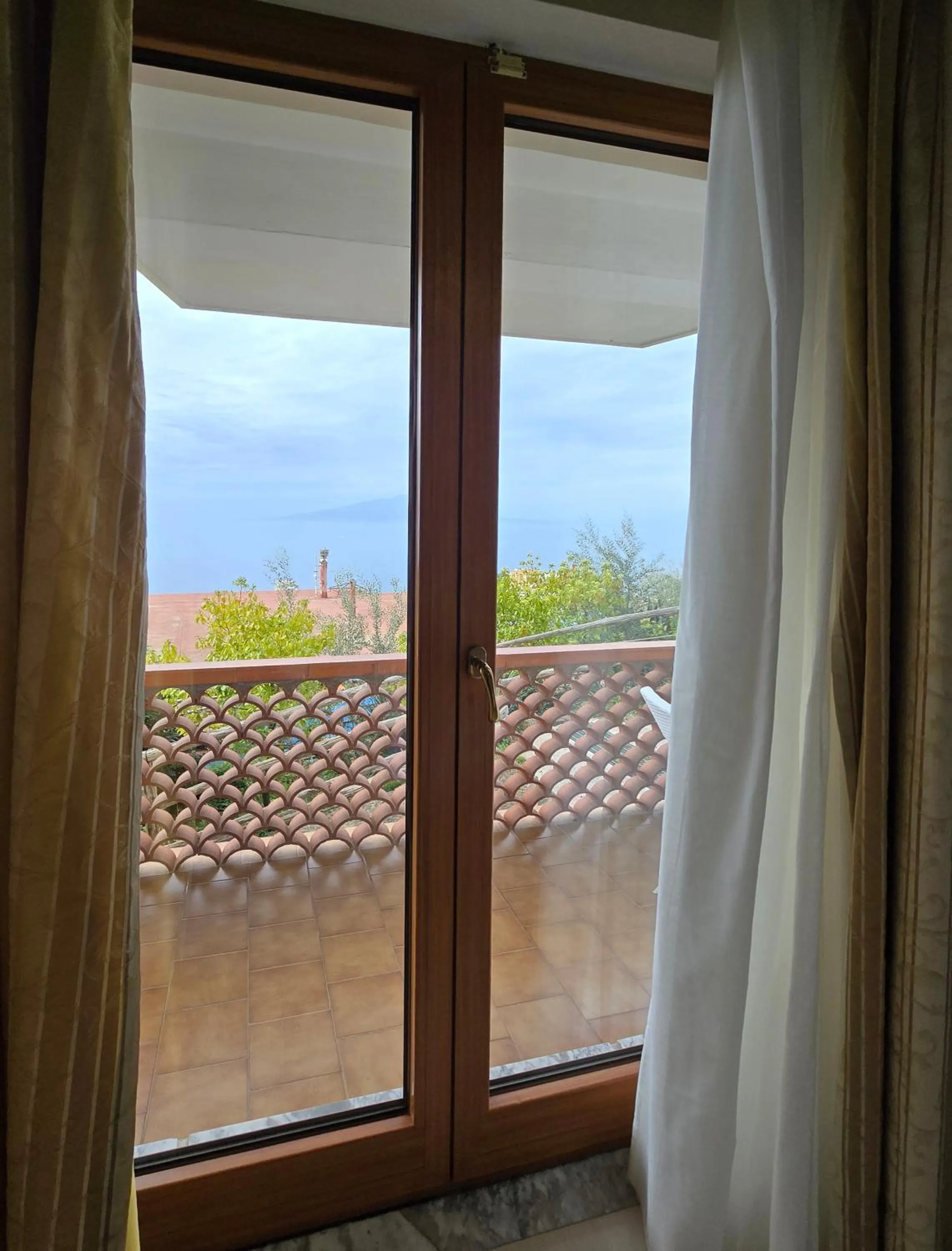 Balcony/Terrace in Hotel Il Nido Sorrento