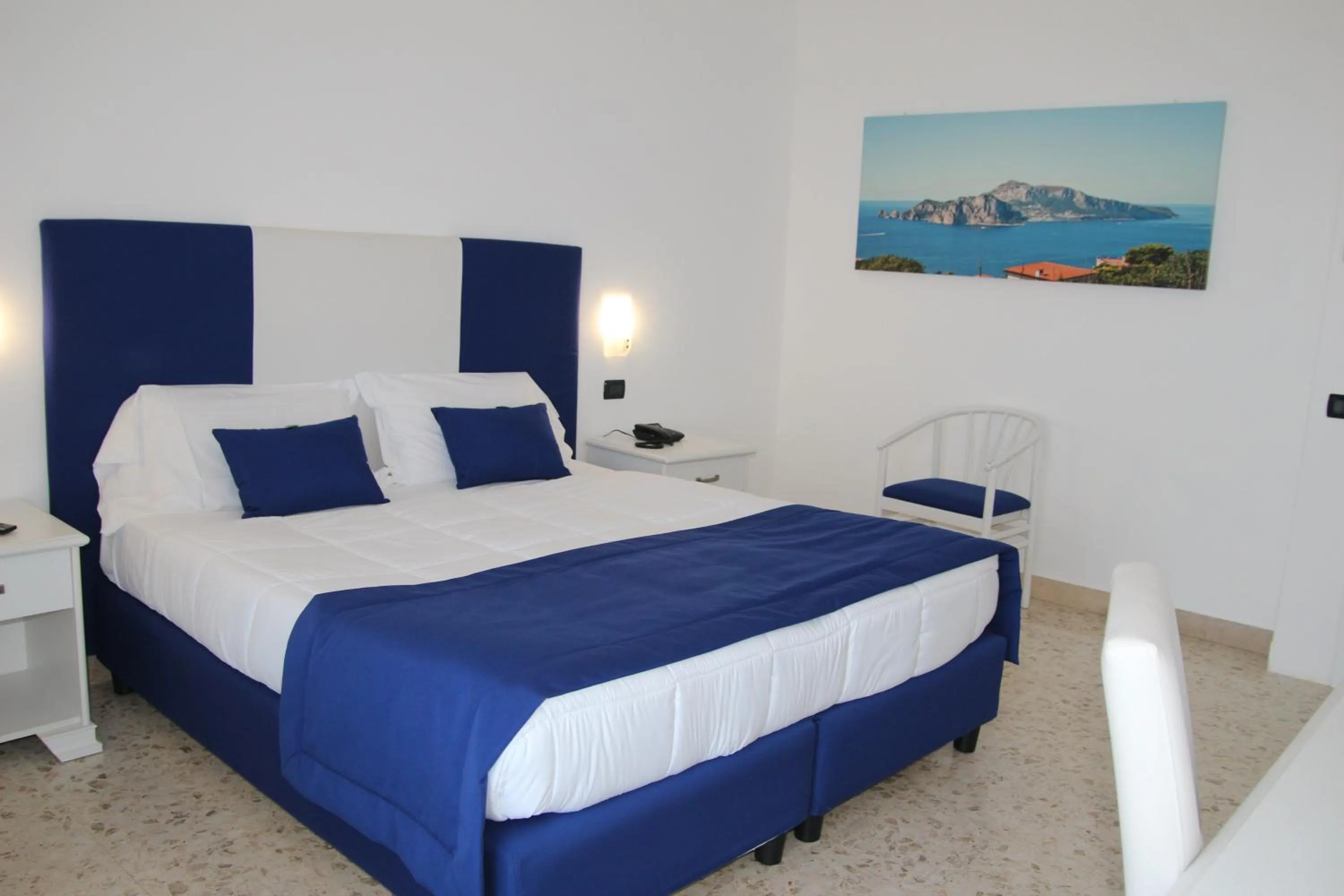 Bedroom, Bed in Hotel Il Nido Sorrento