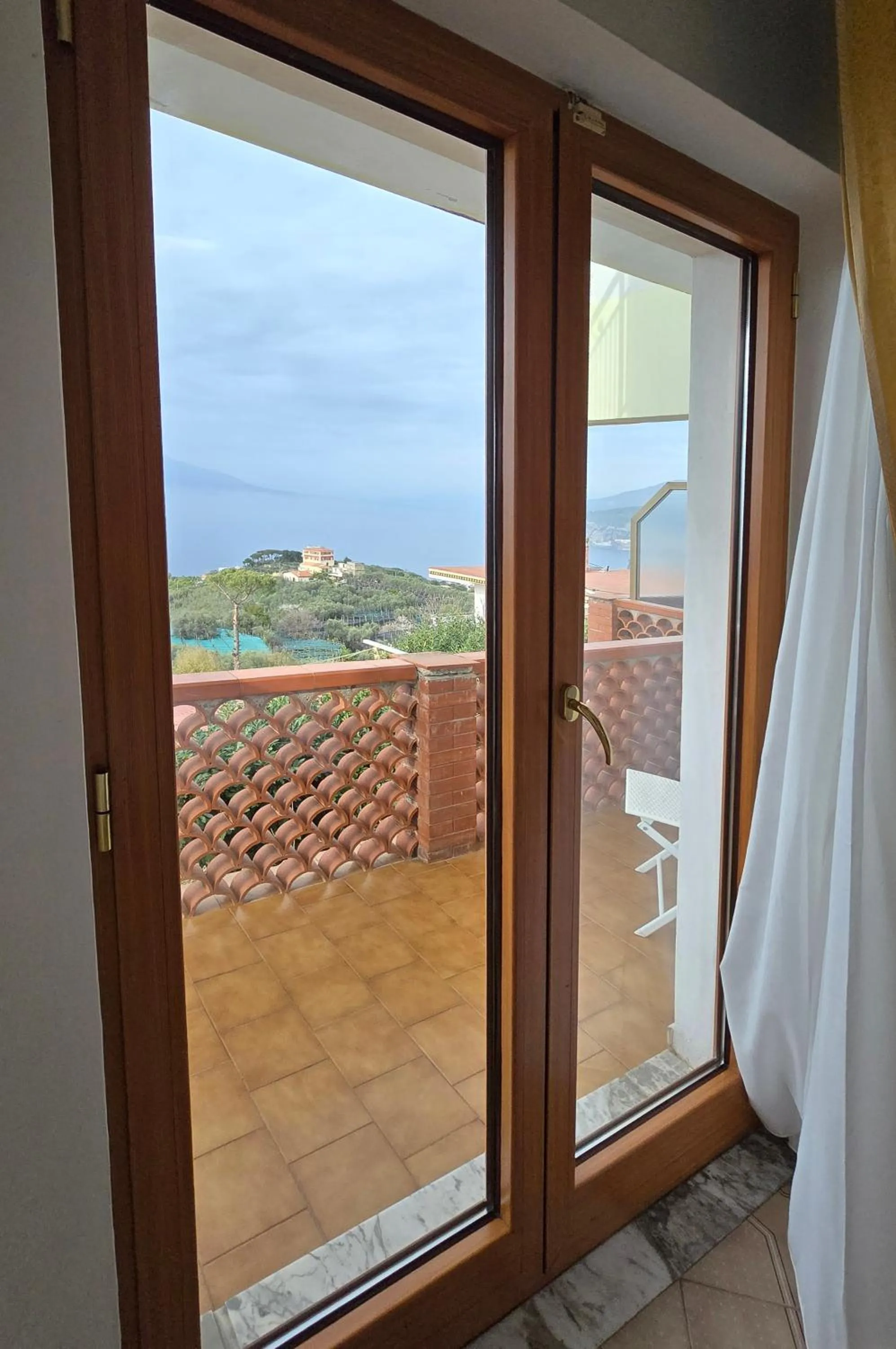 Balcony/Terrace in Hotel Il Nido Sorrento
