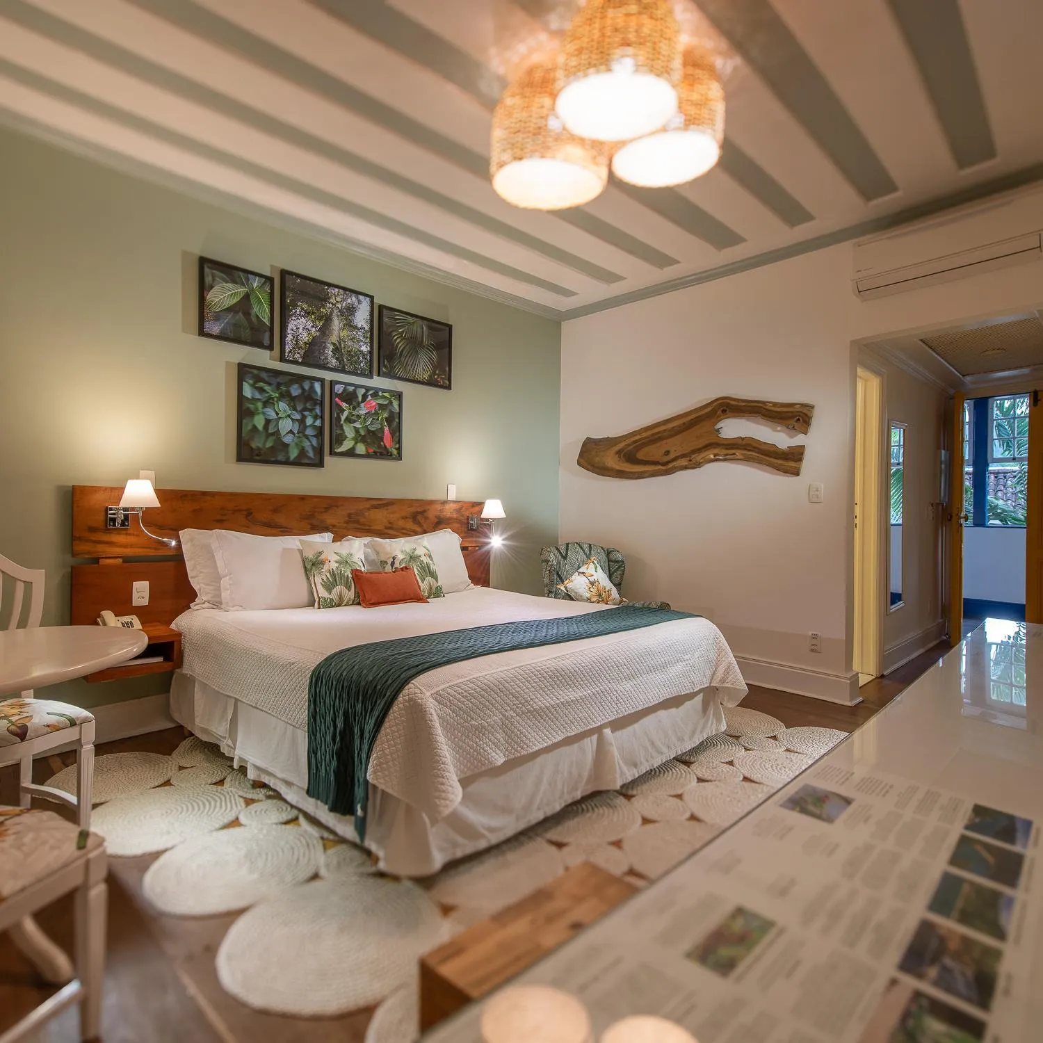 Photo of the whole room, Bed in Sandi Hotel