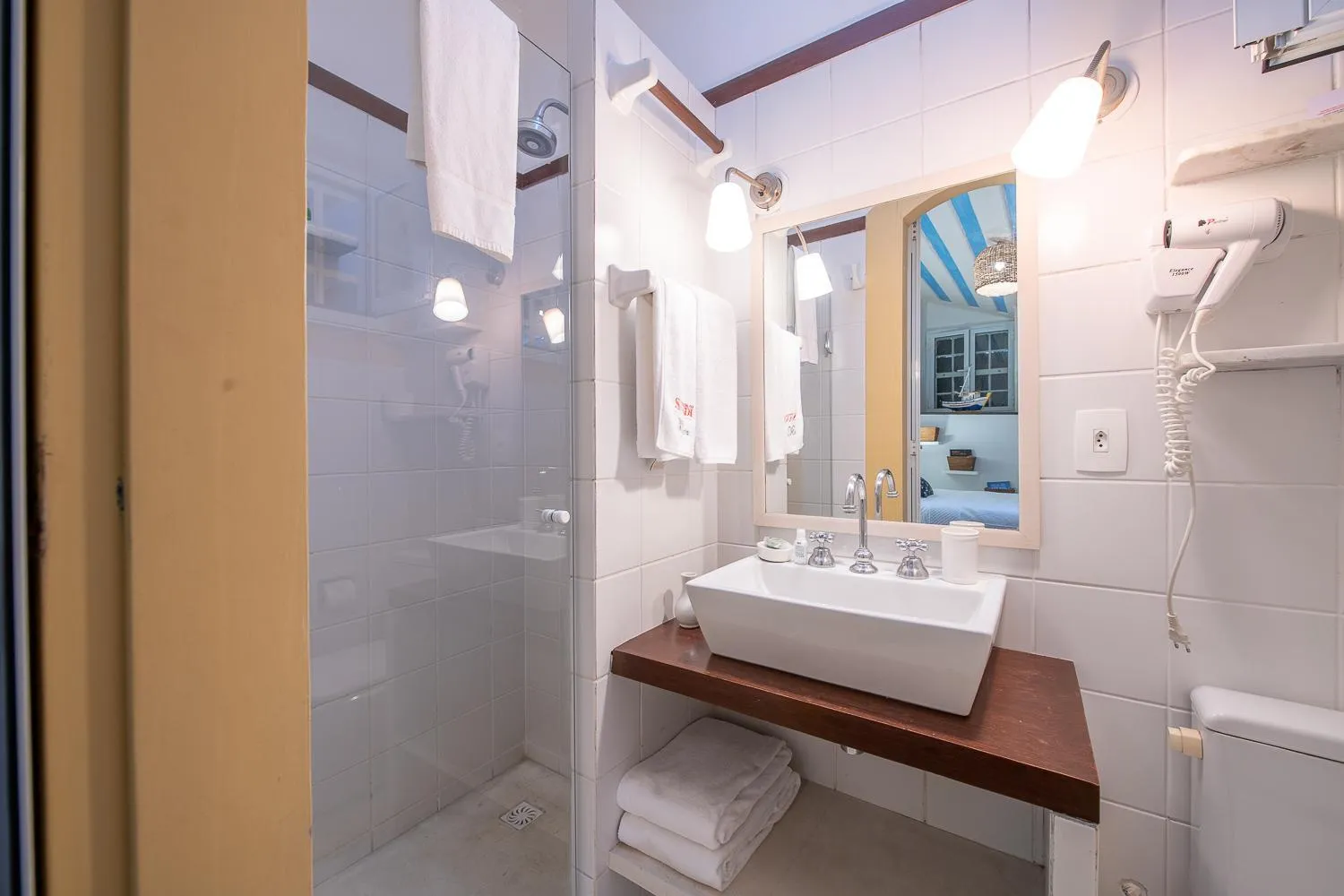 Bathroom in Sandi Hotel