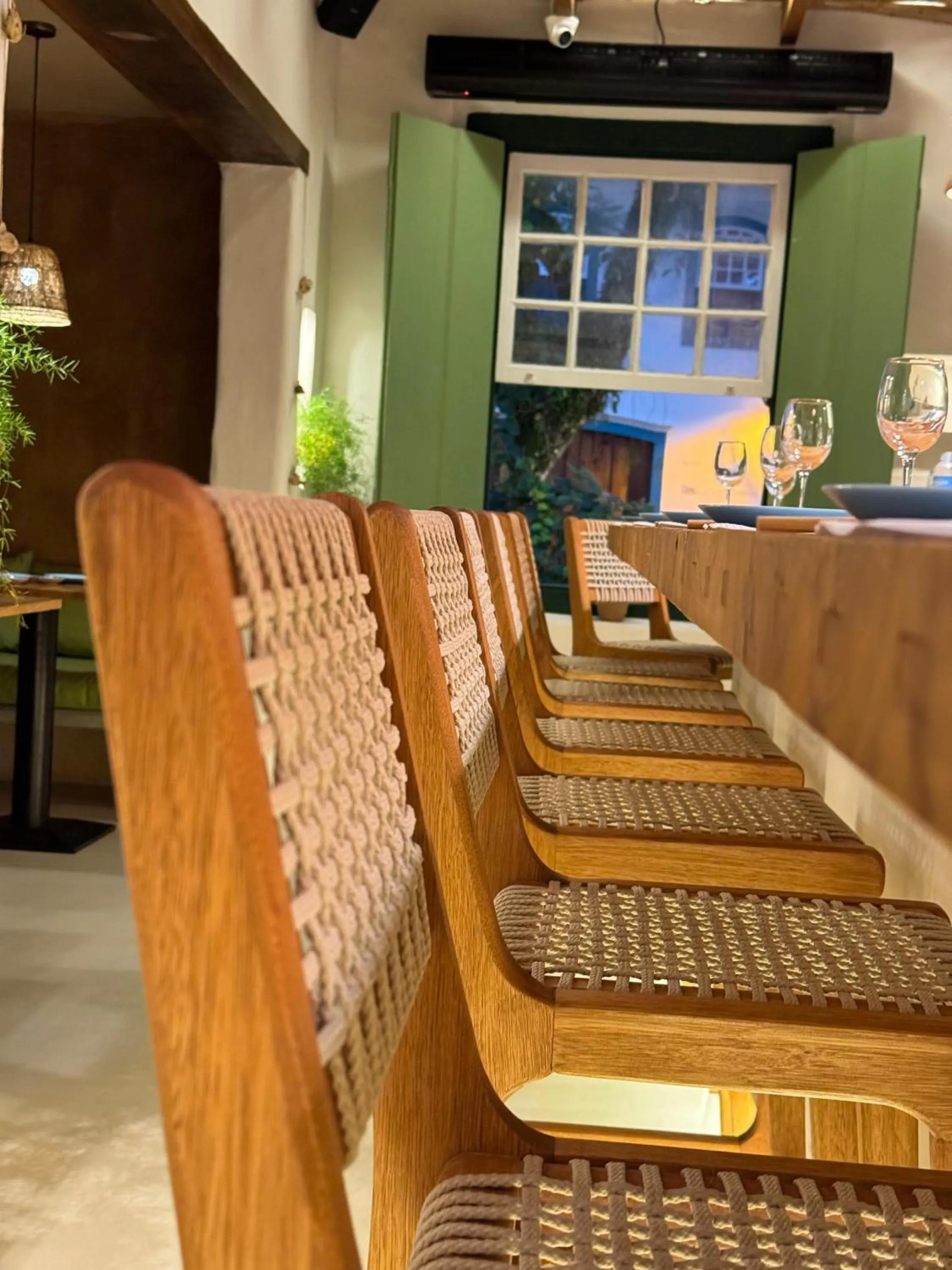 Restaurant/places to eat in Sandi Hotel