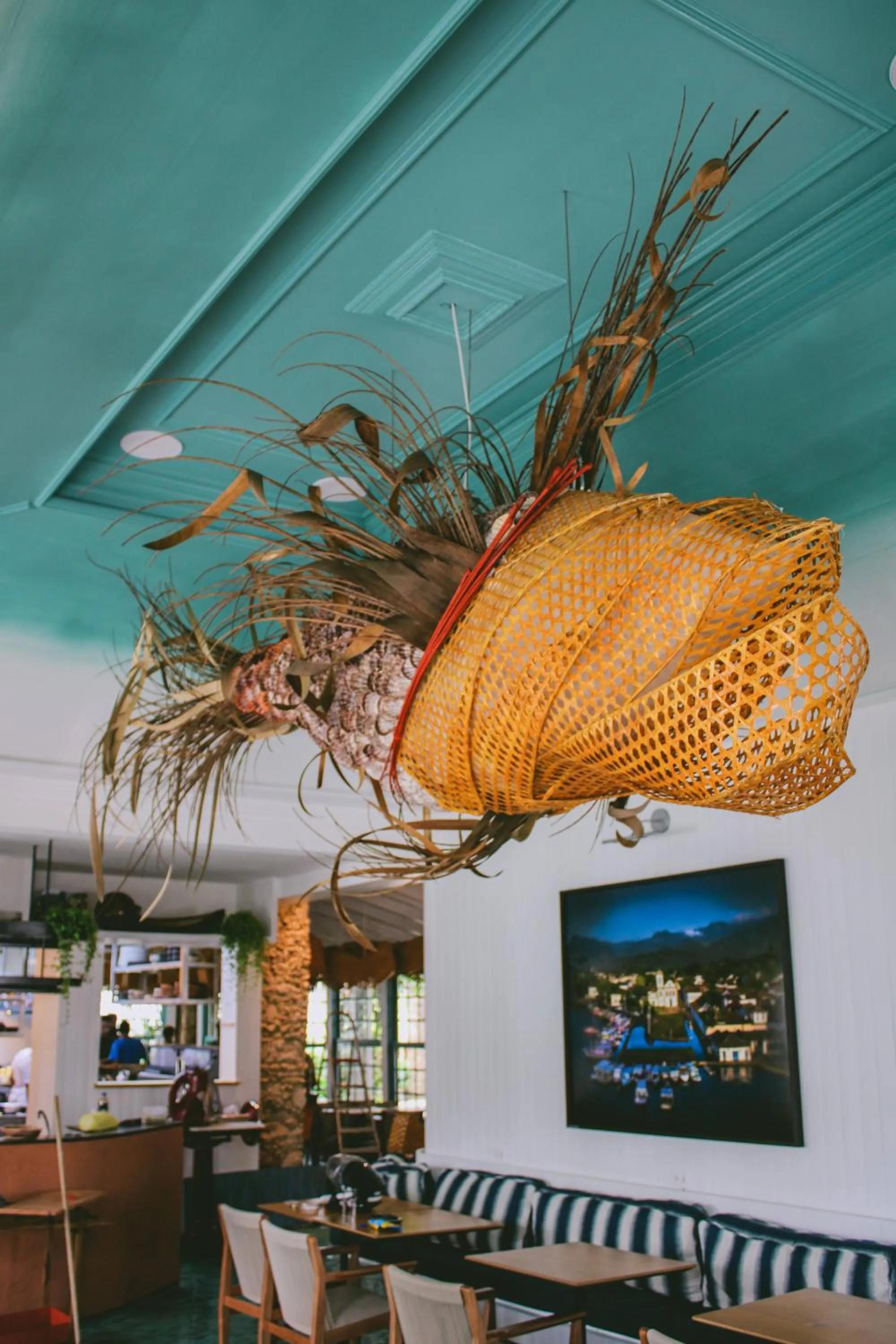 Restaurant/places to eat in Sandi Hotel