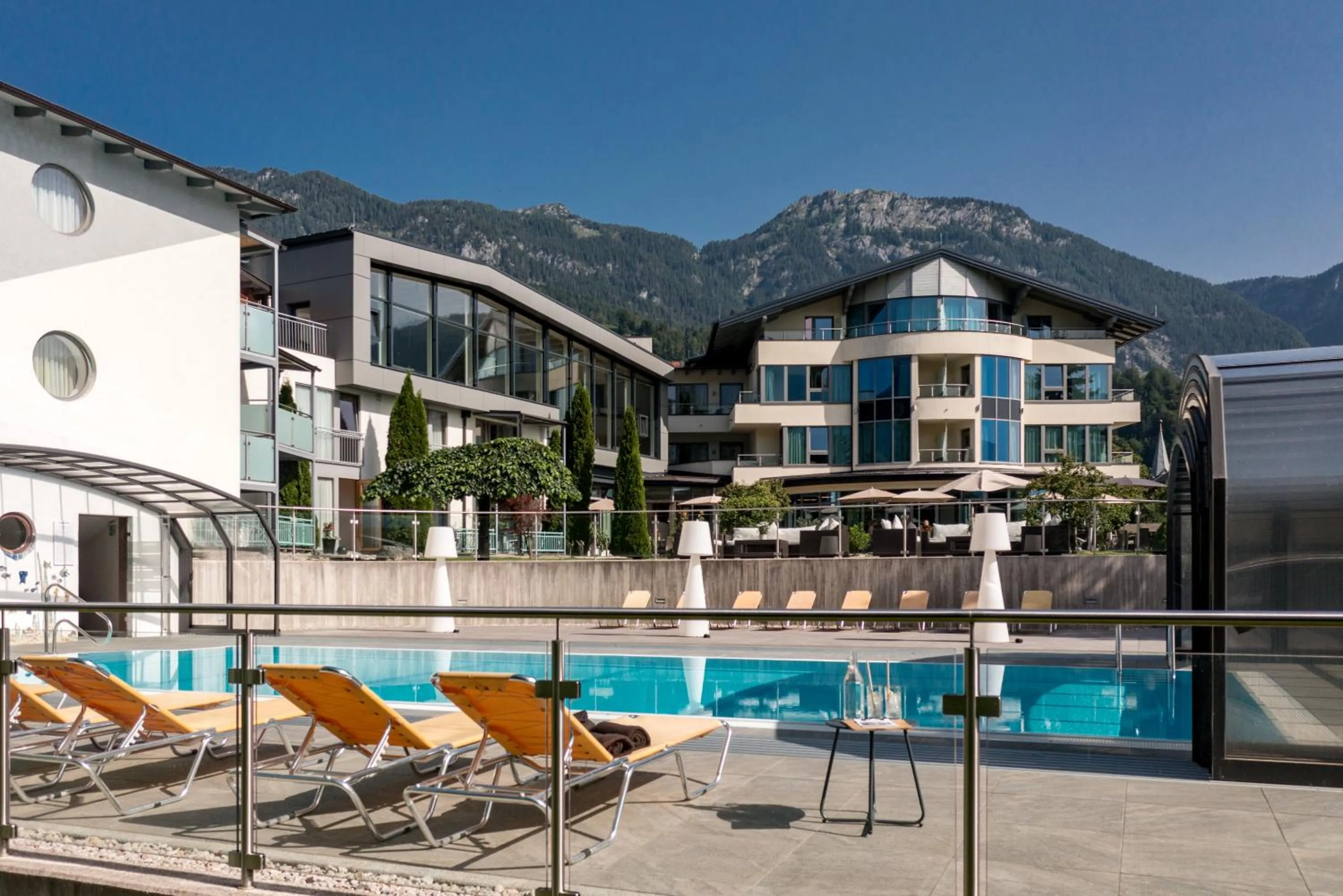 Property building in Hartweger's Hotel