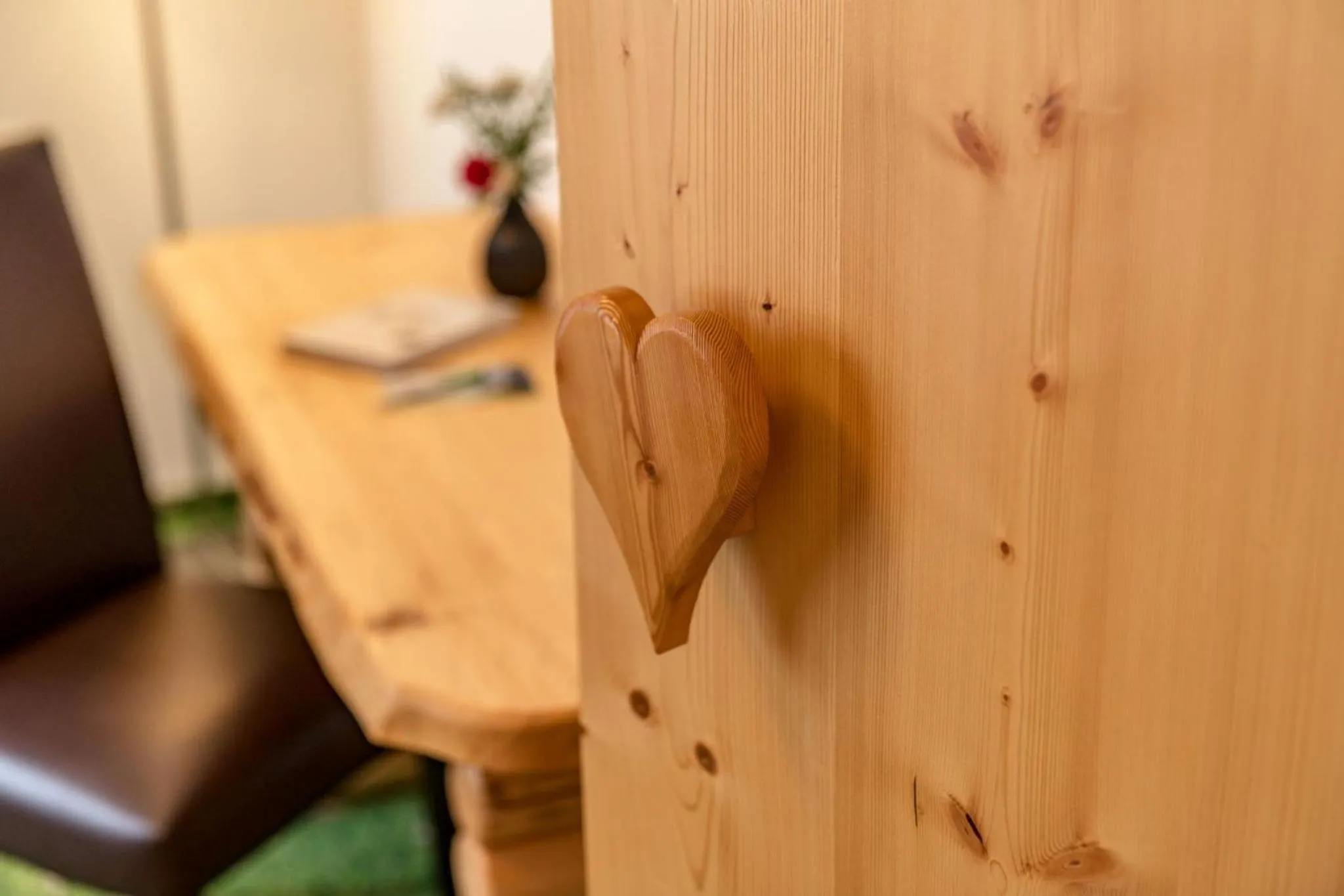 hair dresser in Hartweger's Hotel