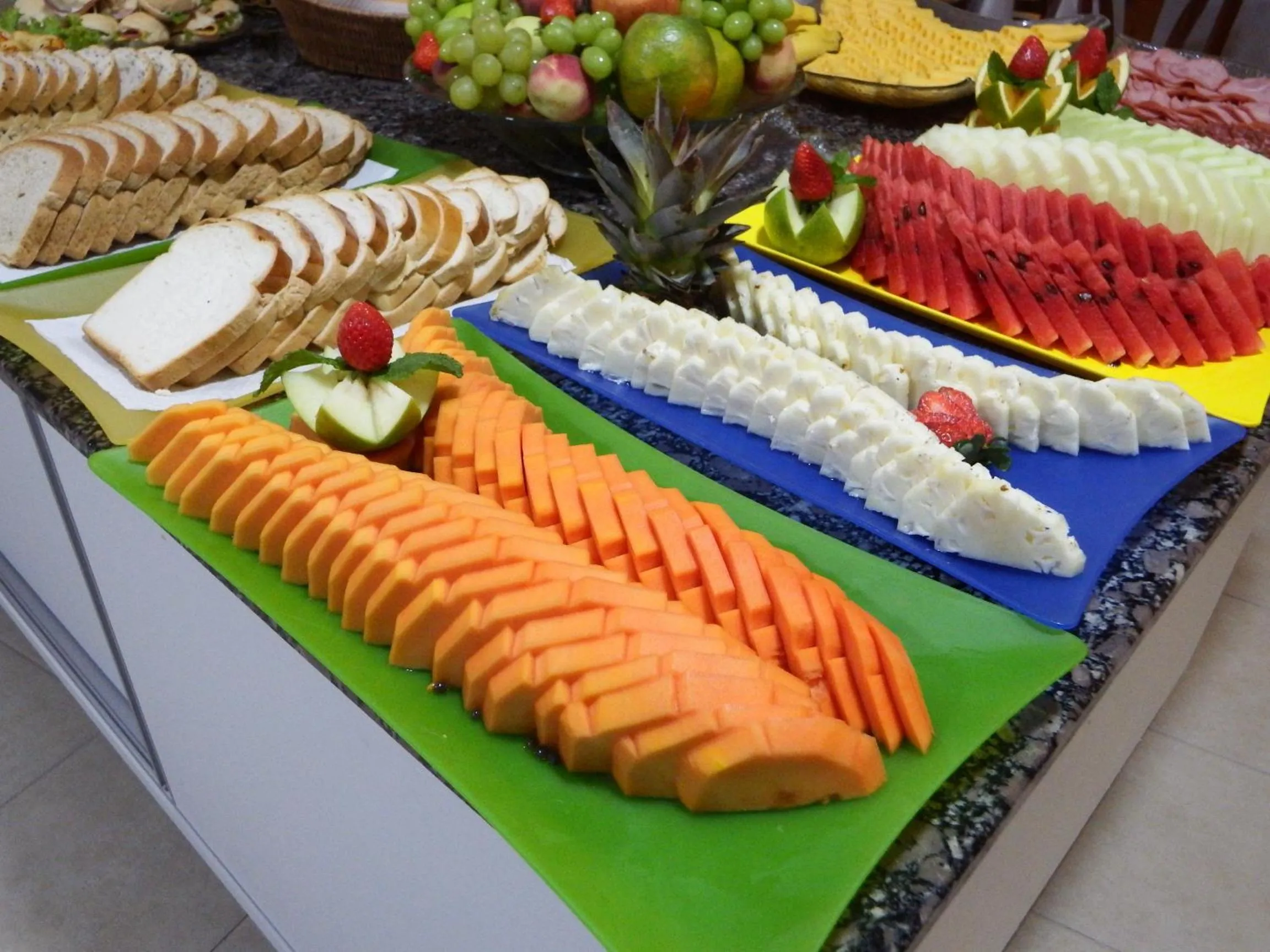 Buffet breakfast in Refúgio Costeiro II