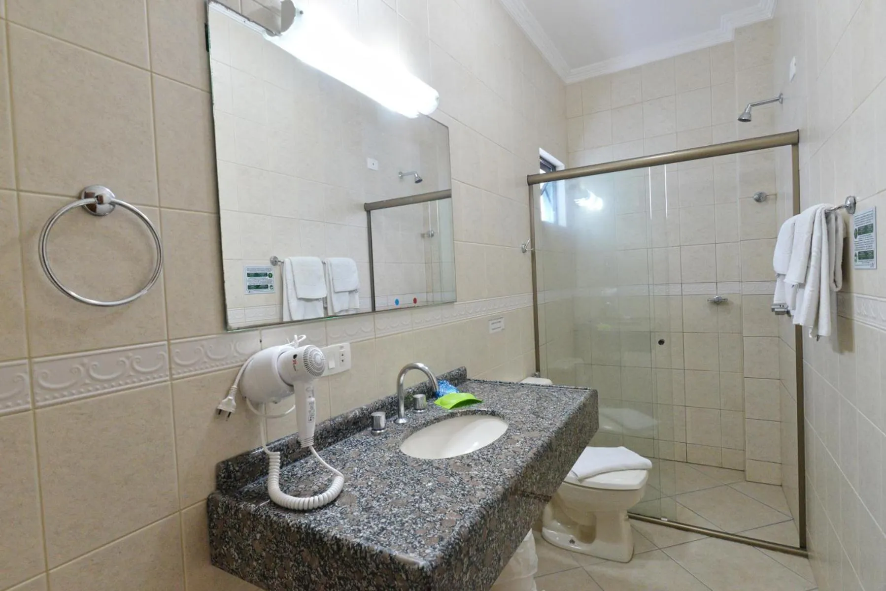 Bathroom in Refúgio Costeiro II