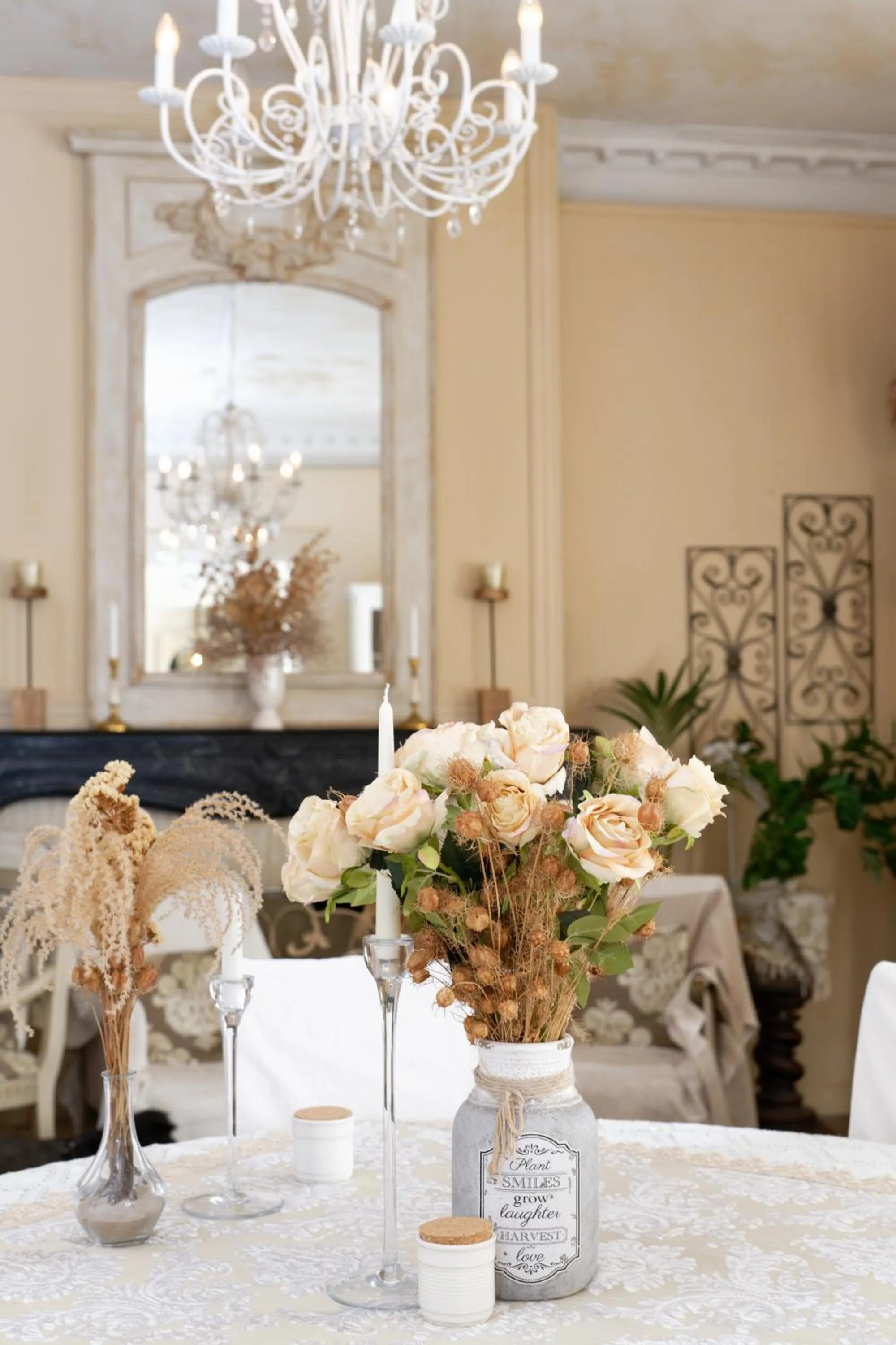 Decorative detail in The Corner Properties