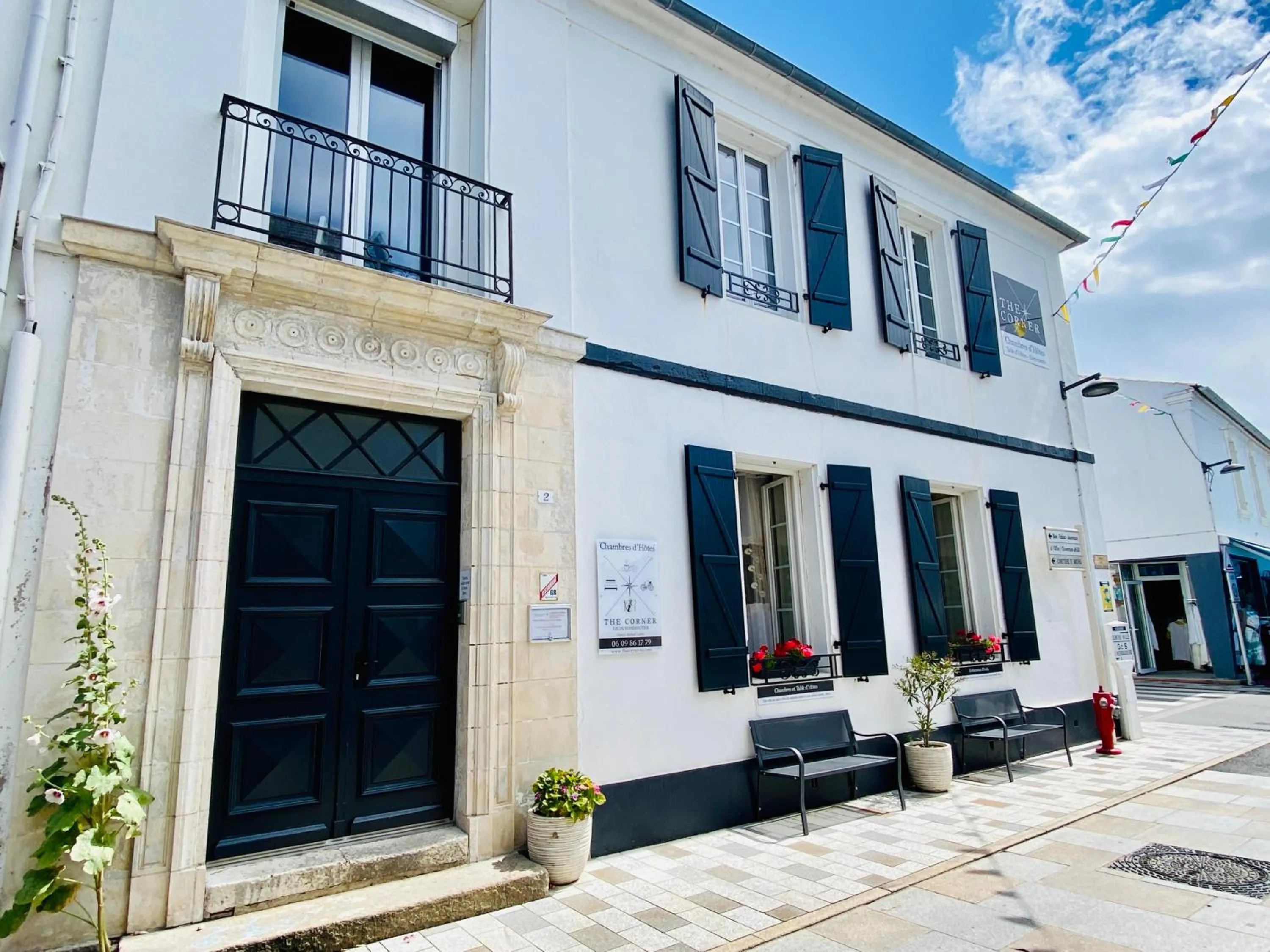 Facade/entrance in The Corner Properties