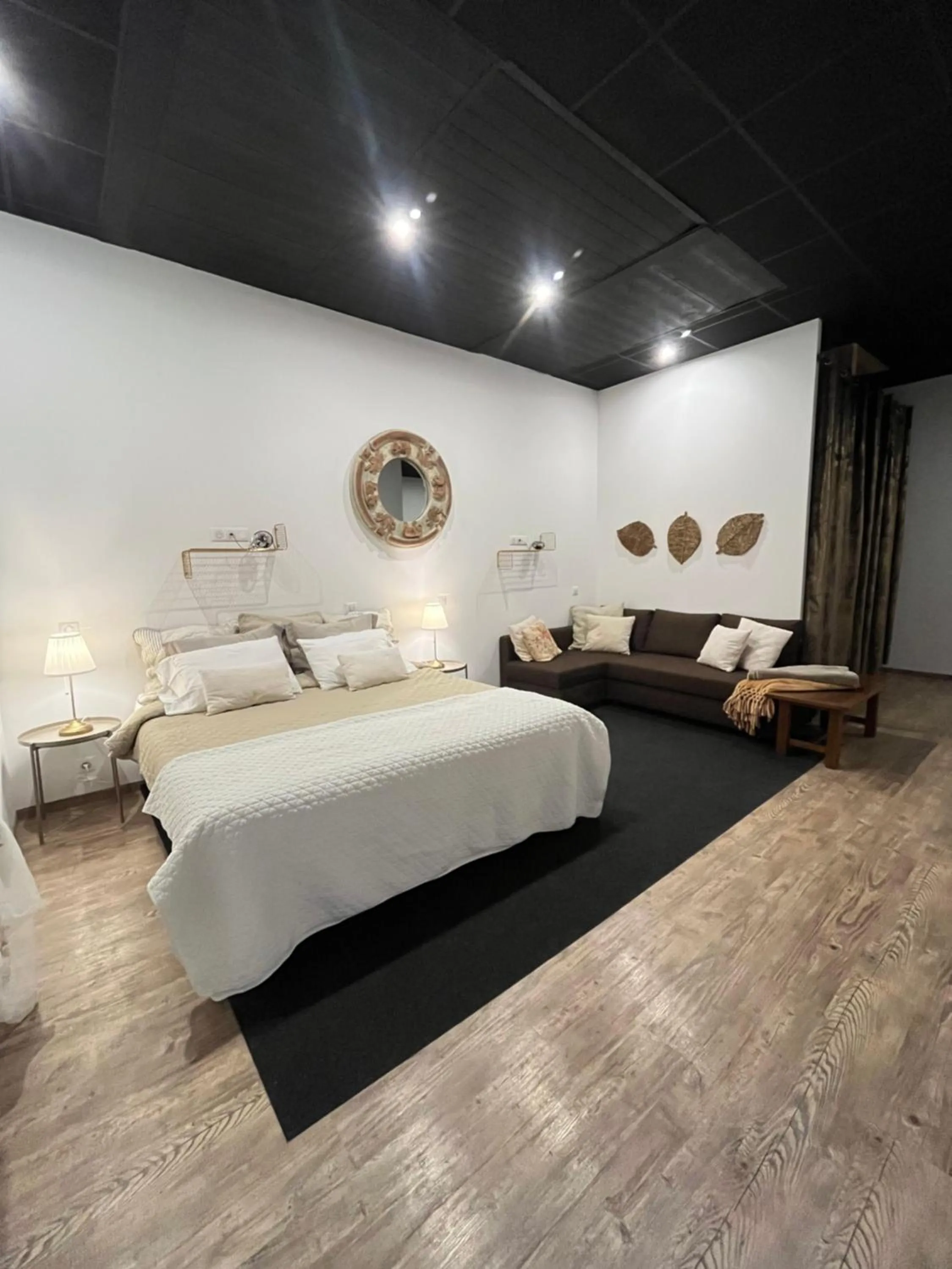 Photo of the whole room, Bed in The Corner Properties