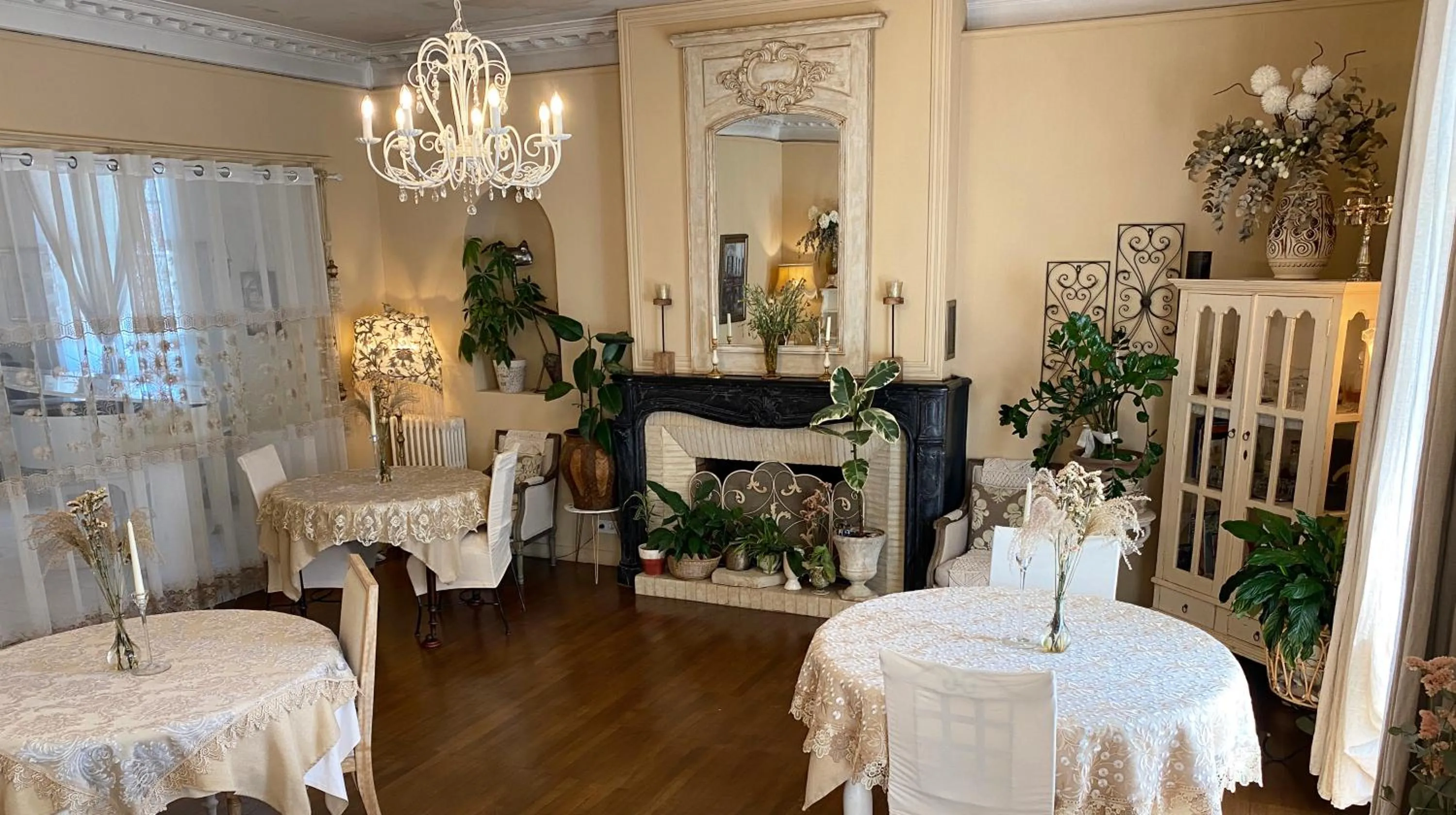 Dining area in The Corner Properties