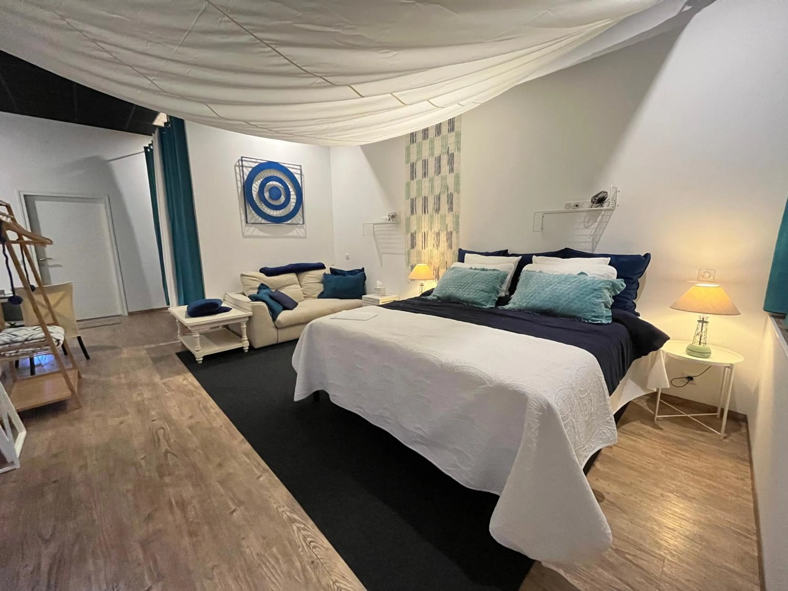 Photo of the whole room, Bed in The Corner Properties