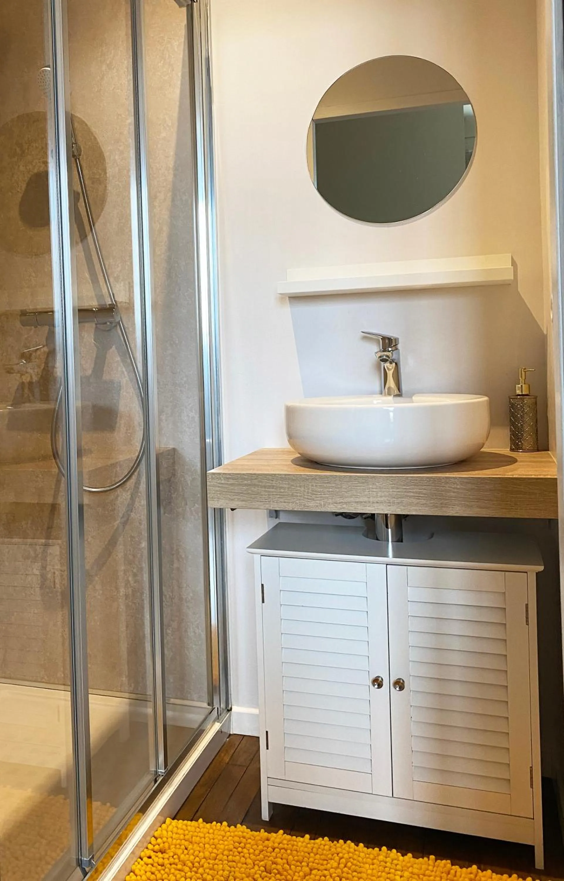 Bathroom in The Corner Properties