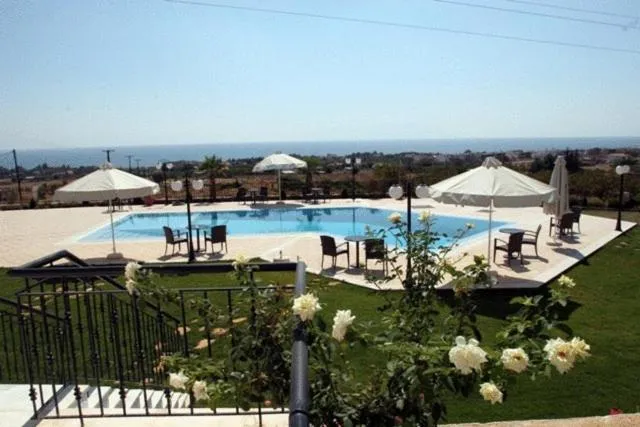 Swimming pool in Bell Air Hotel