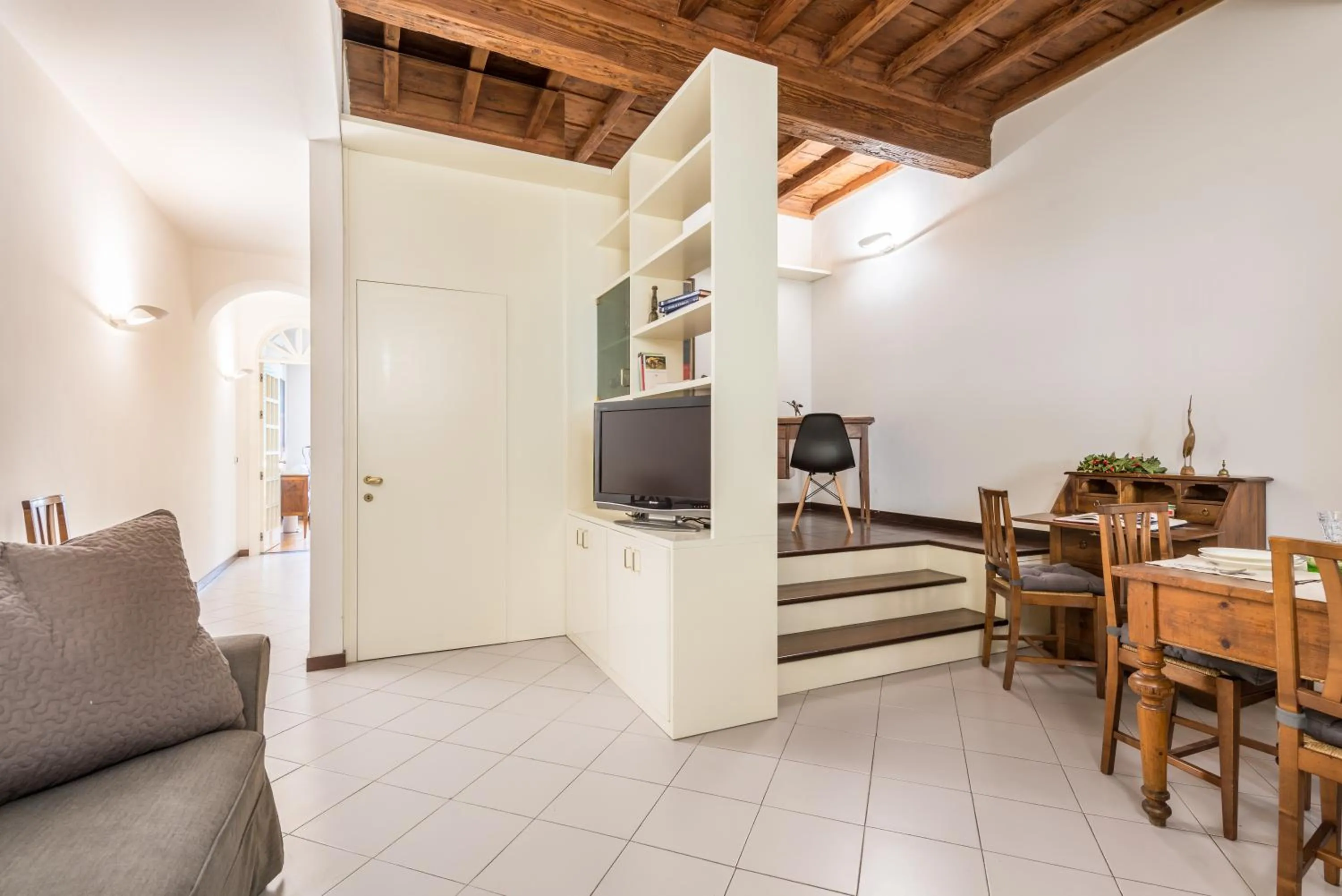 TV and multimedia in Giulietta by Mmega