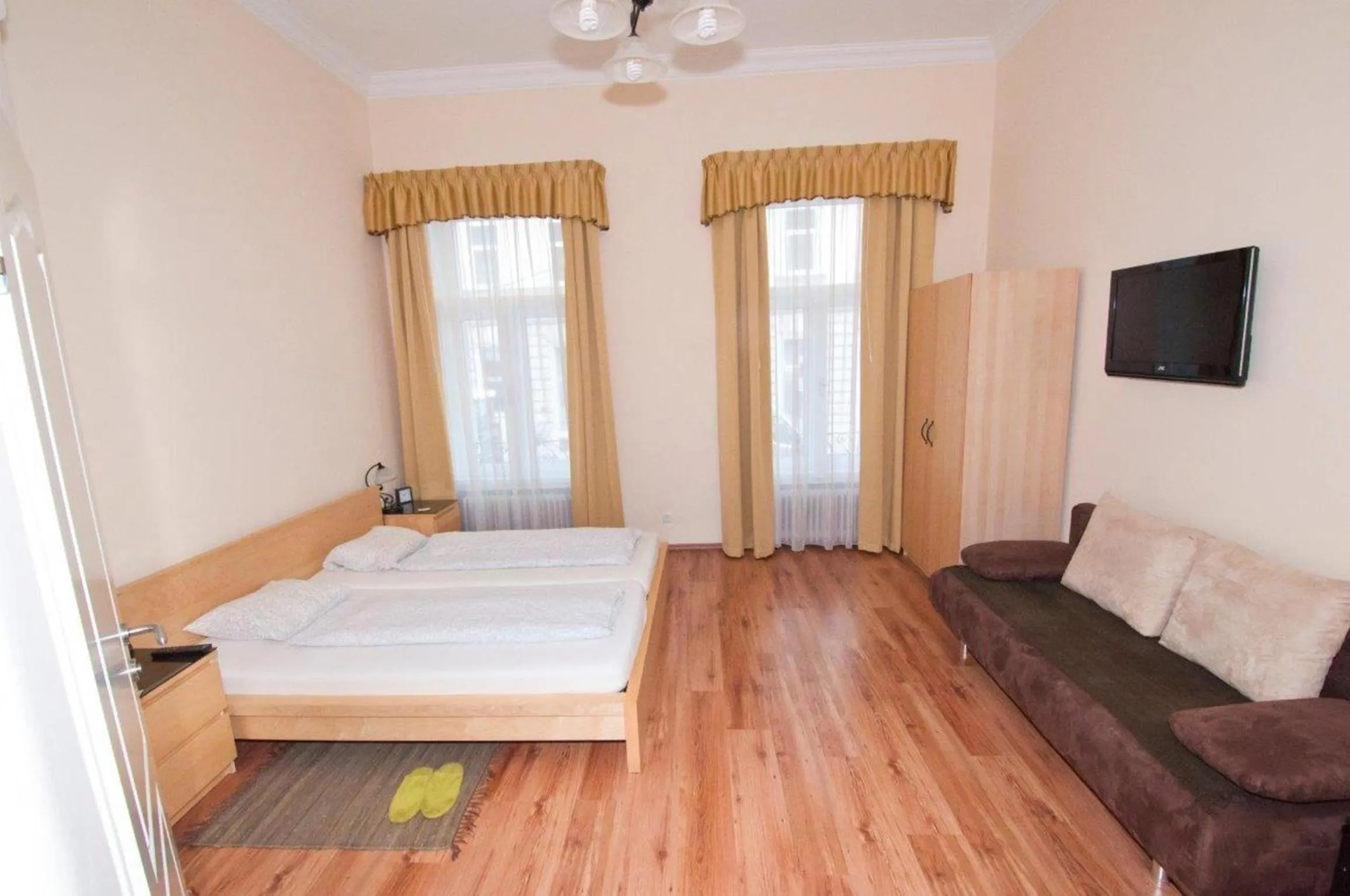 Bedroom, Bed in K+T Boardinghouse