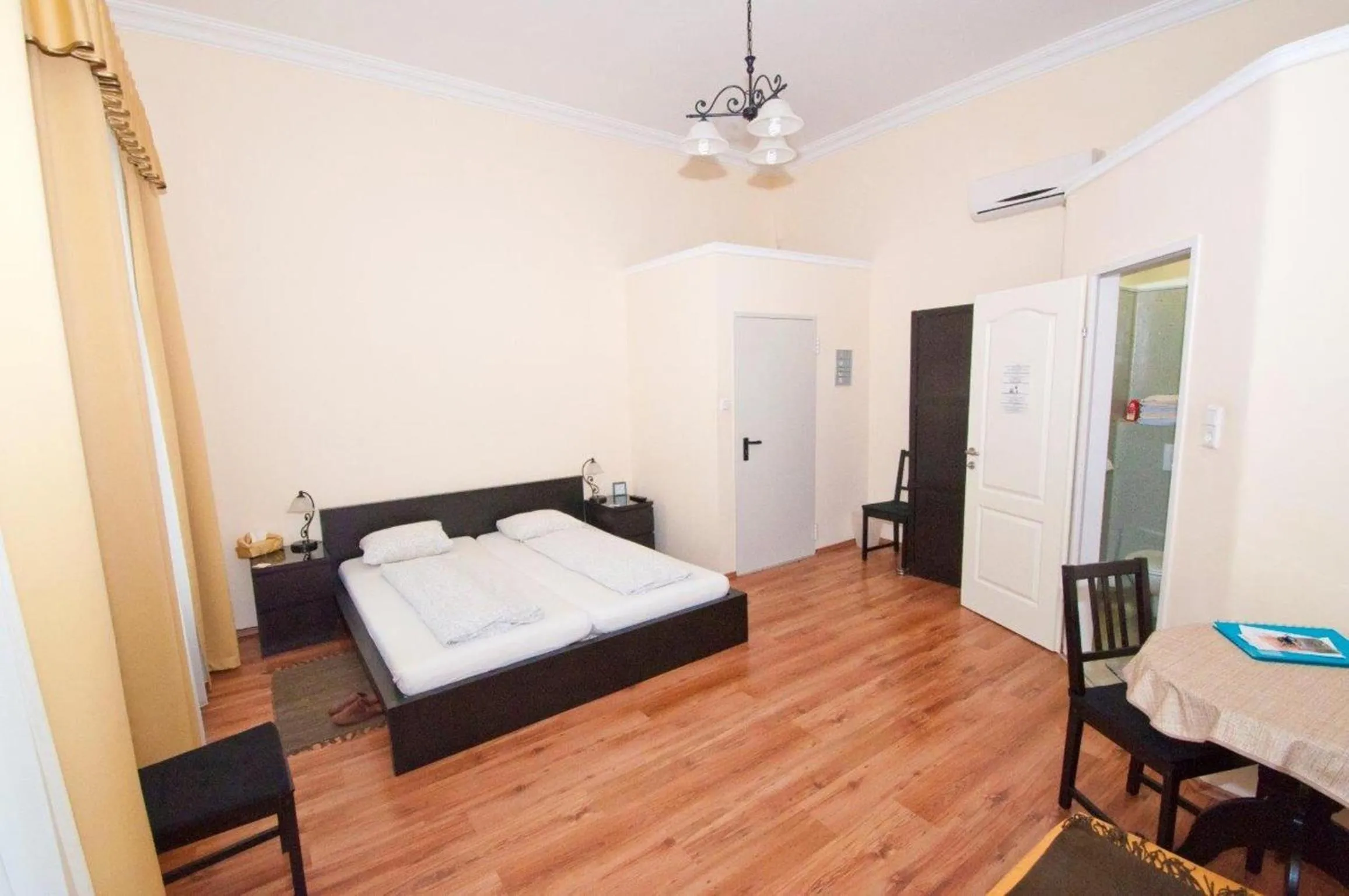 Bedroom, Bed in K+T Boardinghouse