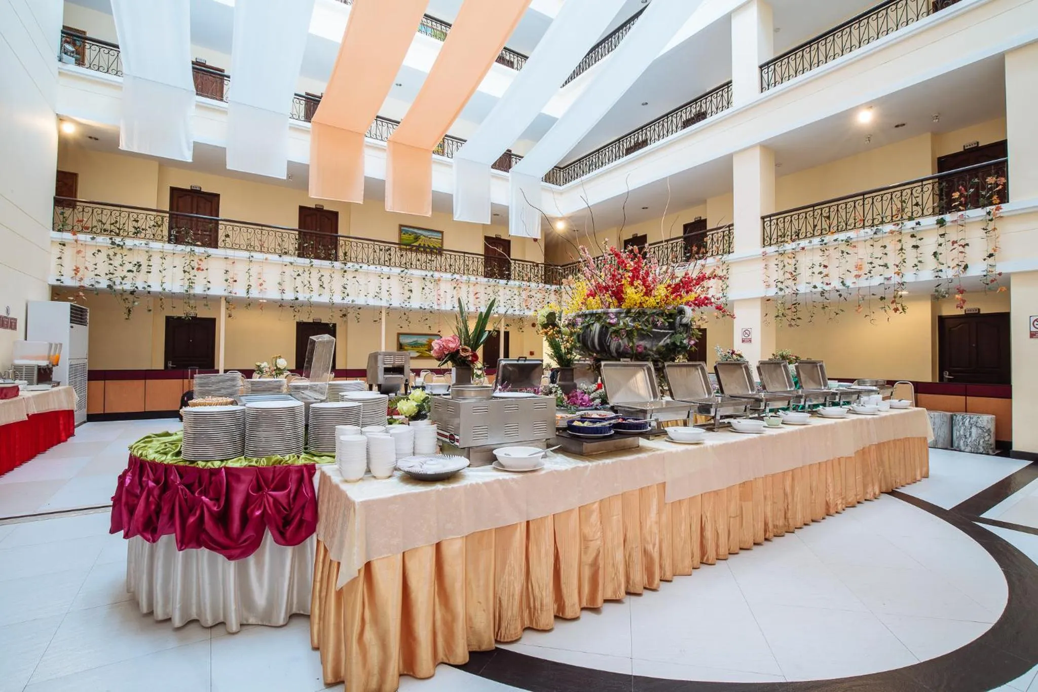 Breakfast in Metro Point Bangkok