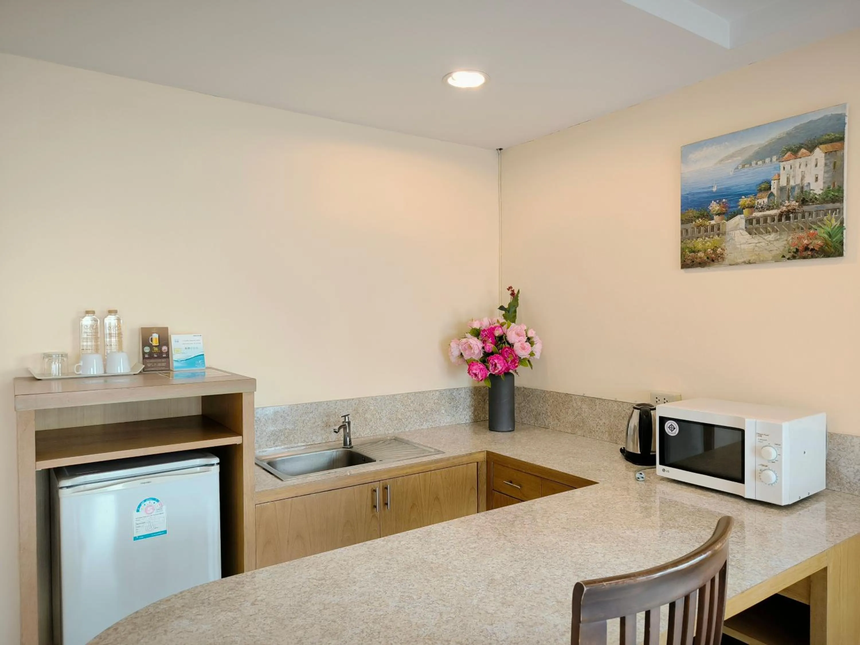 Dining area in Metro Point Bangkok