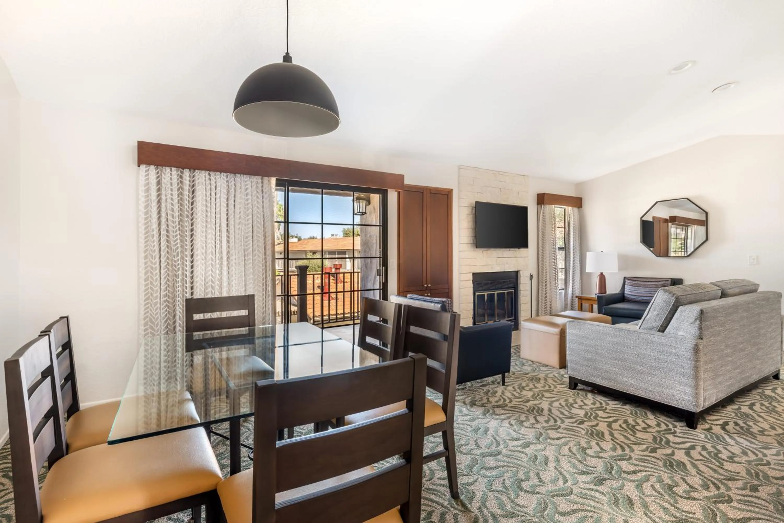 Living room in Riviera Oaks Resort