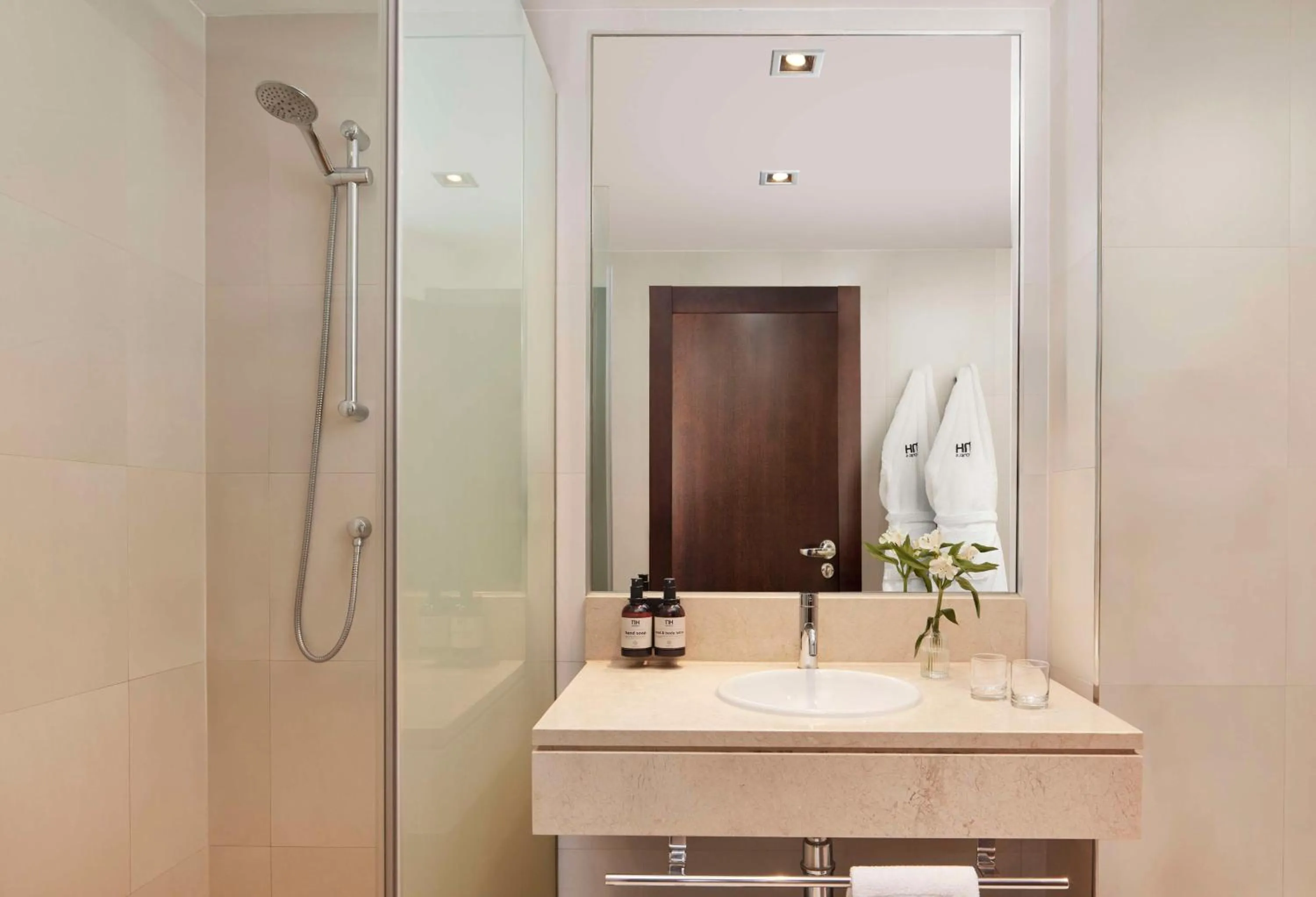 Bathroom in NH Madrid Ribera del Manzanares