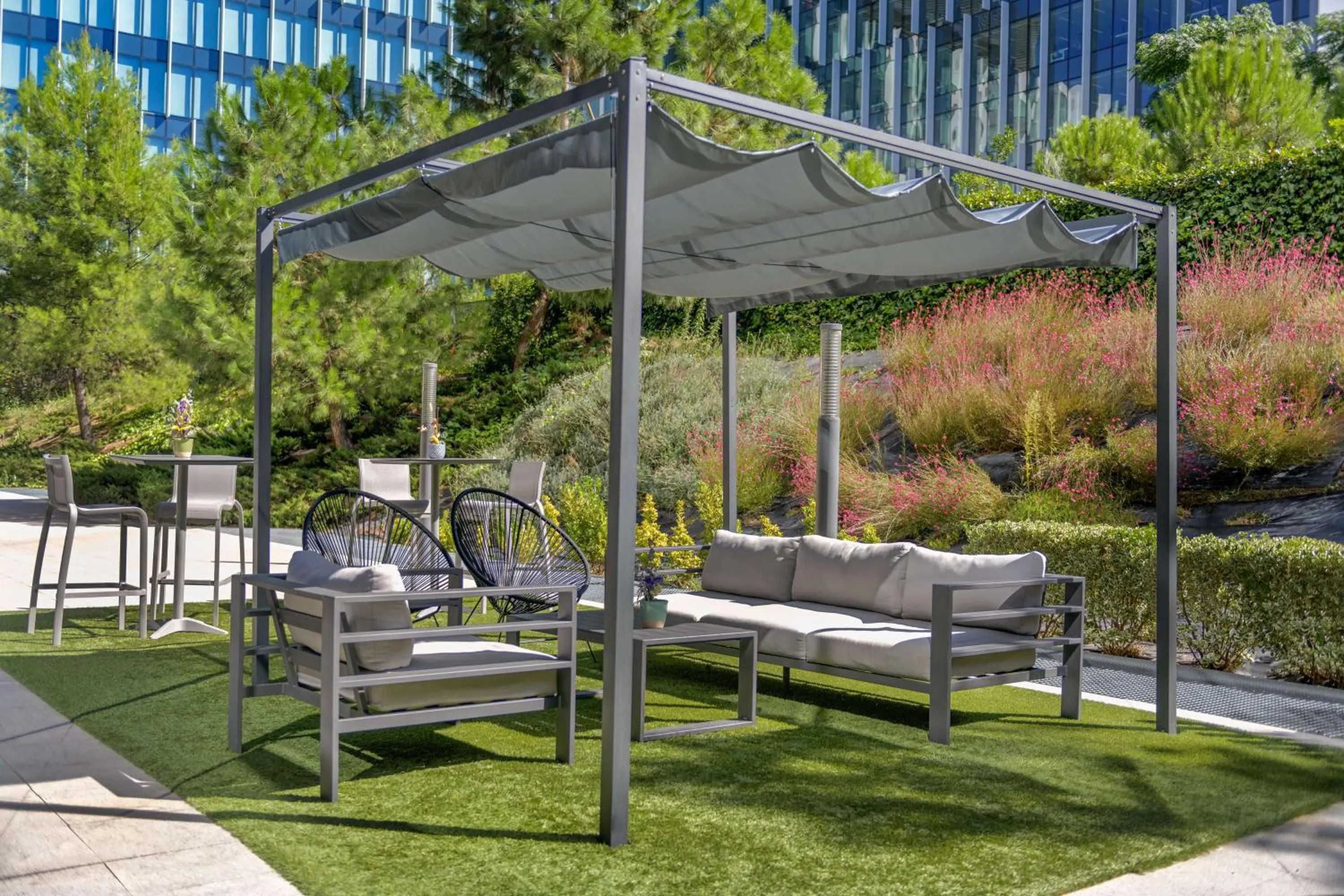 Property building in NH Madrid Ribera del Manzanares