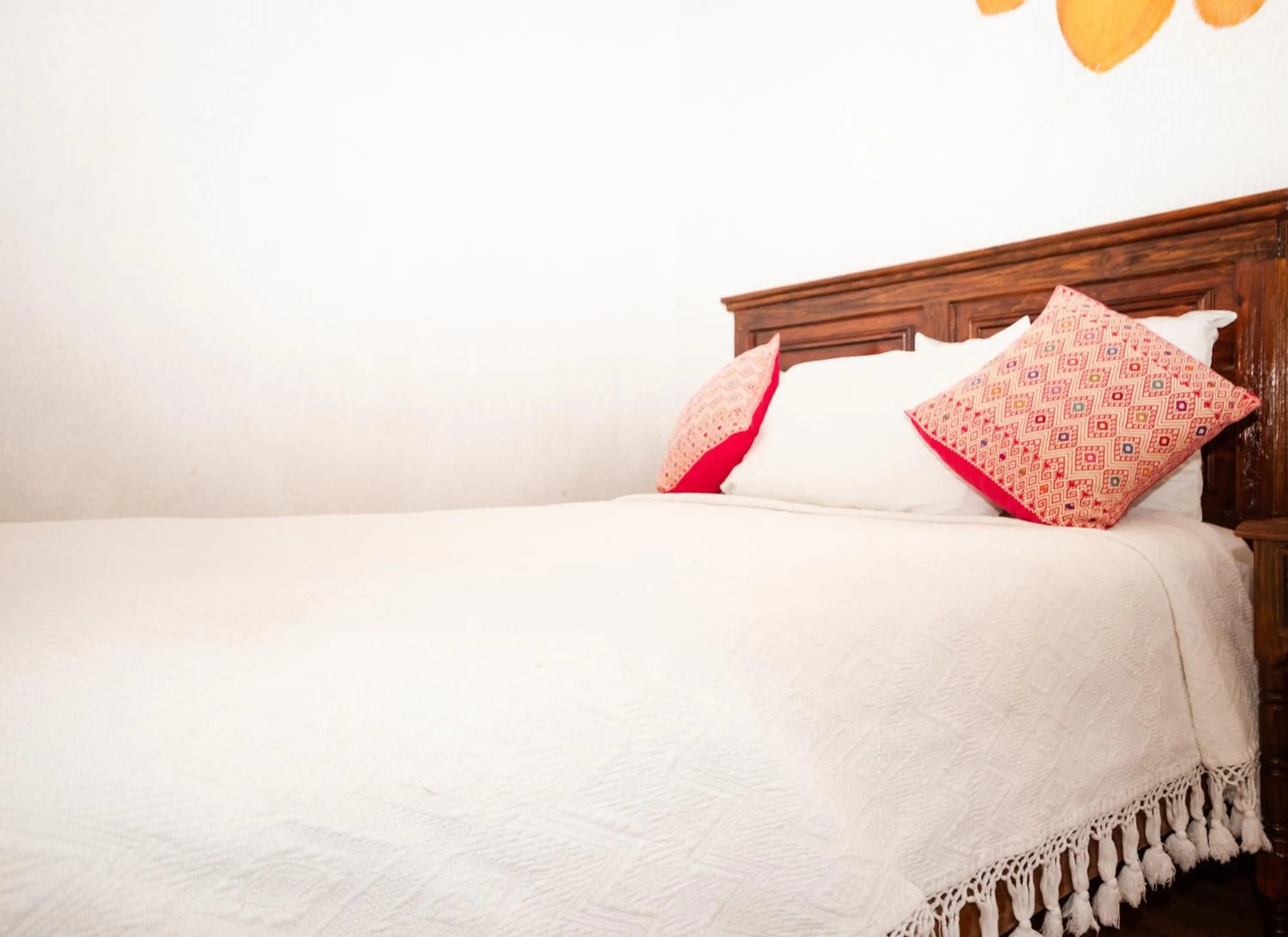 Bed in Mansion de los Angeles