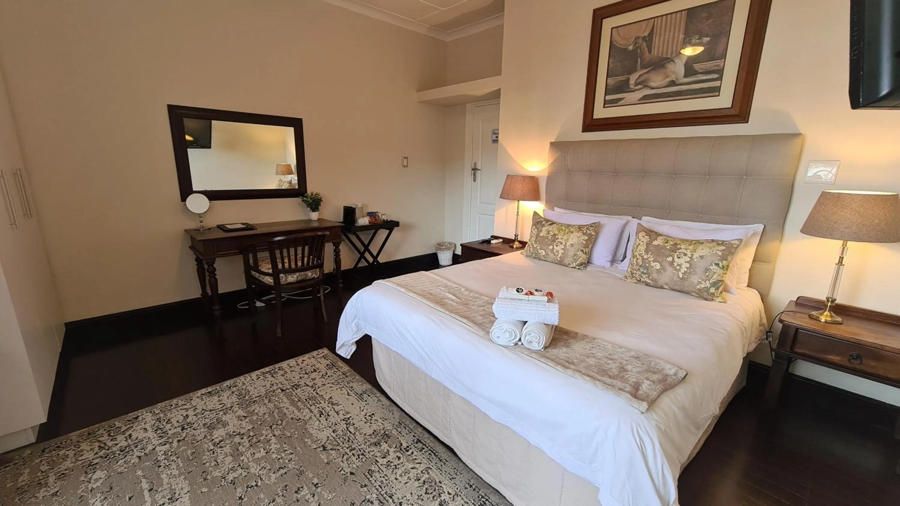 Photo of the whole room, Bed in Hathaway Guest House