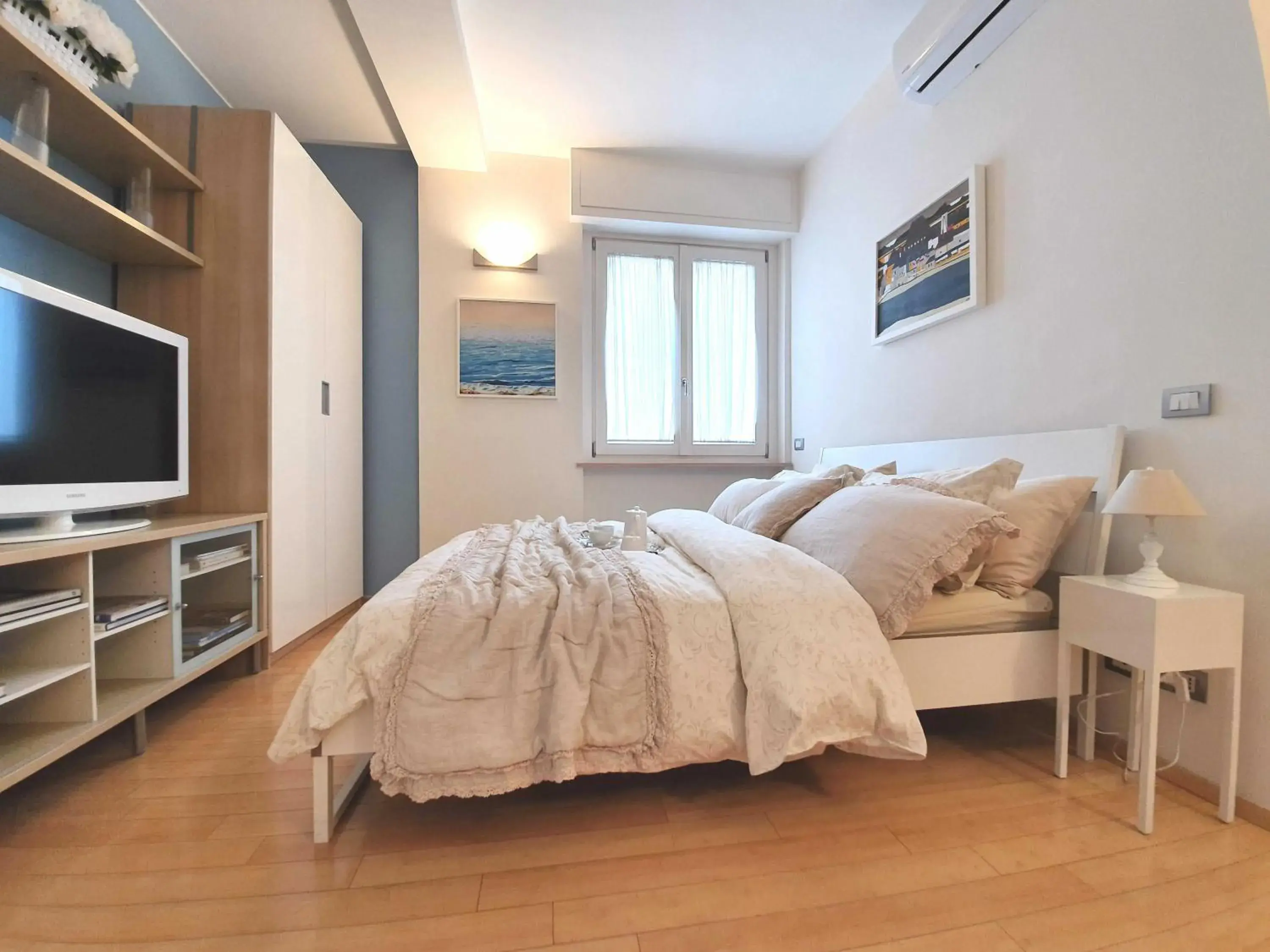 Apartment in Corso Vercelli Apartment Apartment in Corso Vercelli Apartment