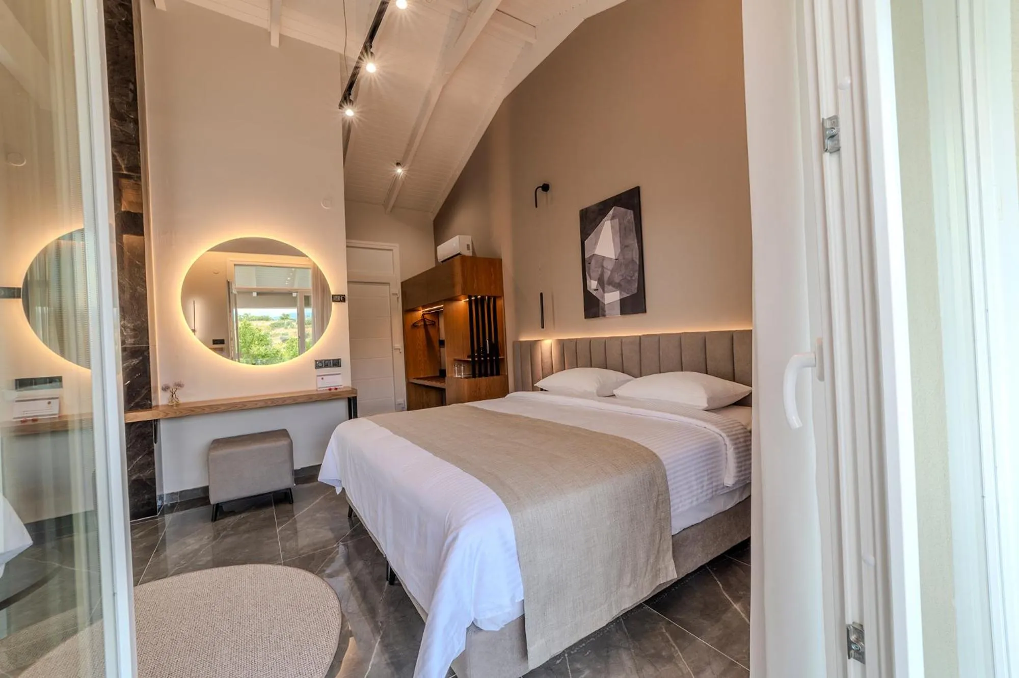 Bed in Agnantio Hotel & Spa