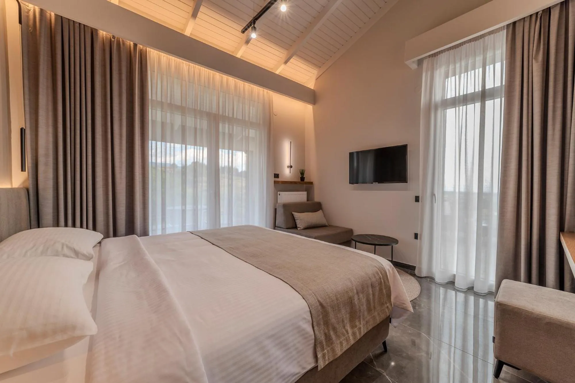 Bed in Agnantio Hotel & Spa