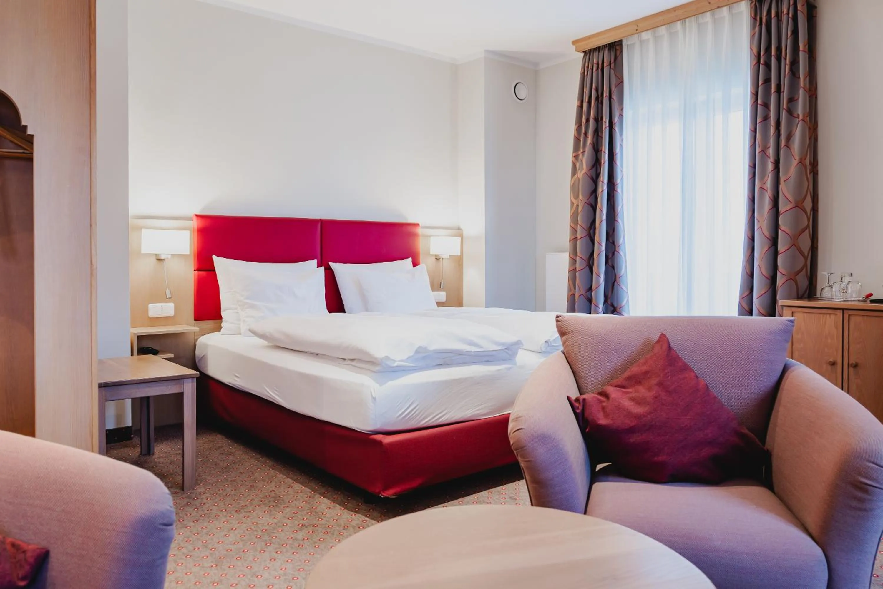 Bed in Hotel Hachinger Hof