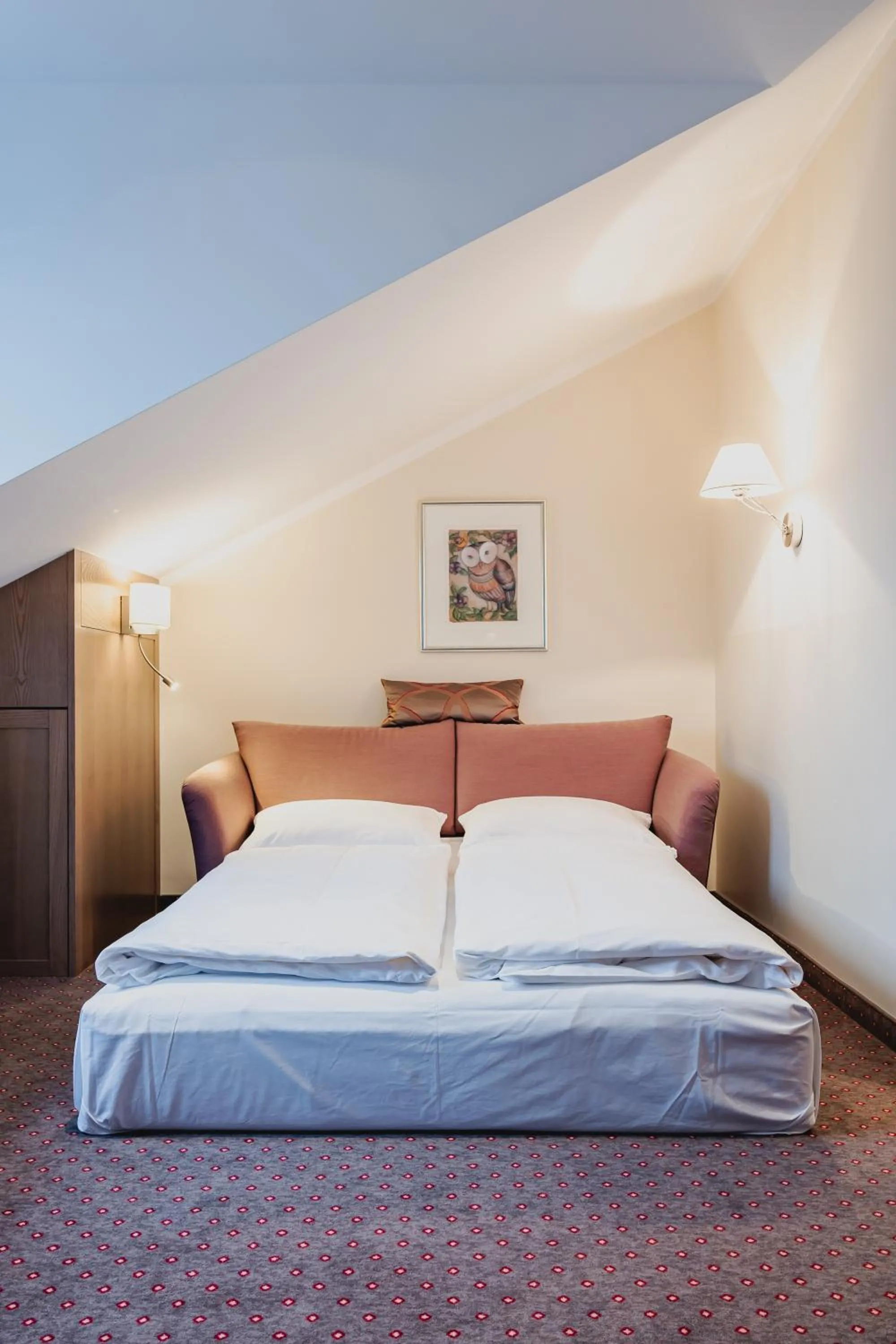 Photo of the whole room, Bed in Hotel Hachinger Hof