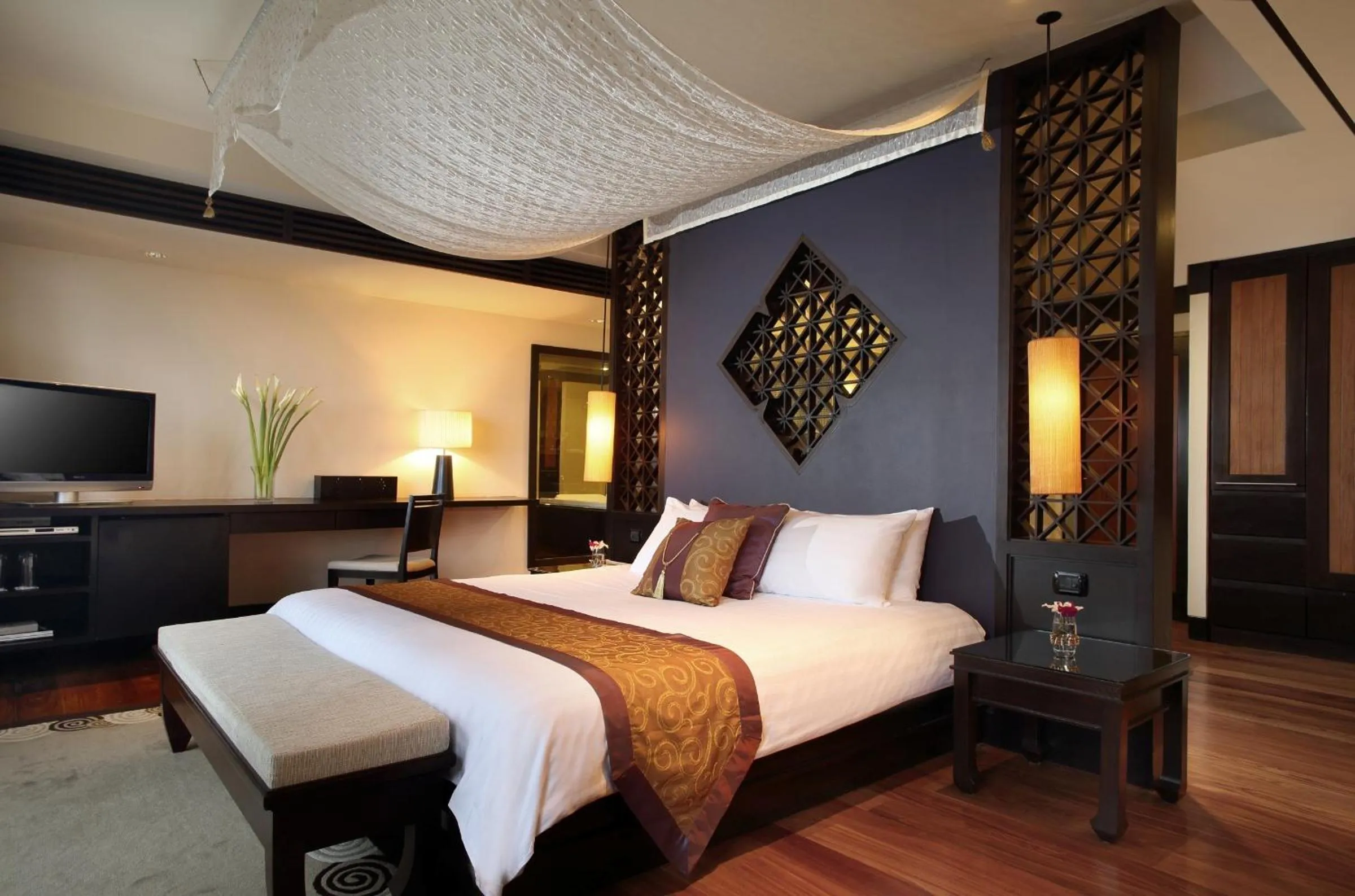 Photo of the whole room, Bed in Dusit Thani Laguna Phuket