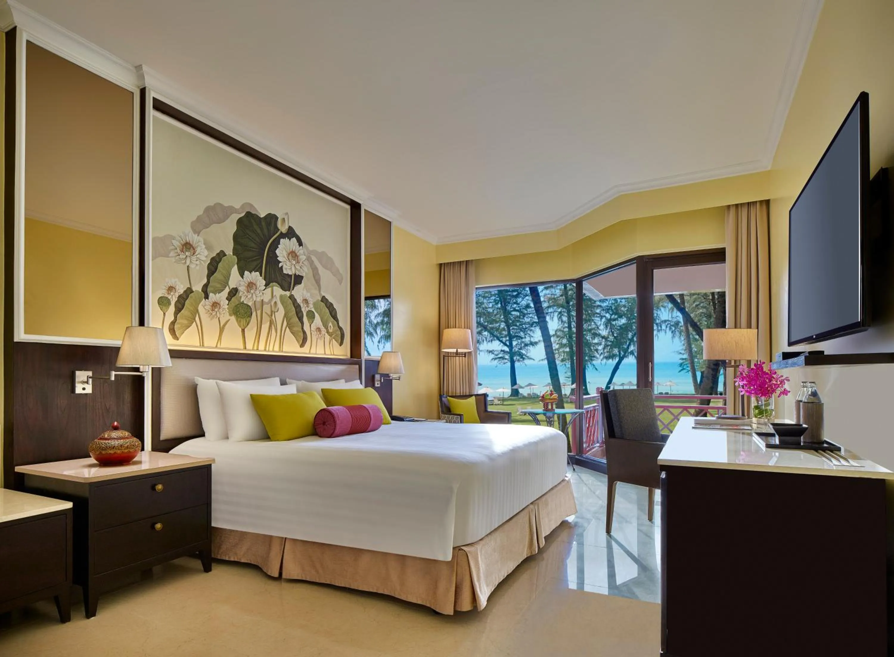 Photo of the whole room, Bed in Dusit Thani Laguna Phuket