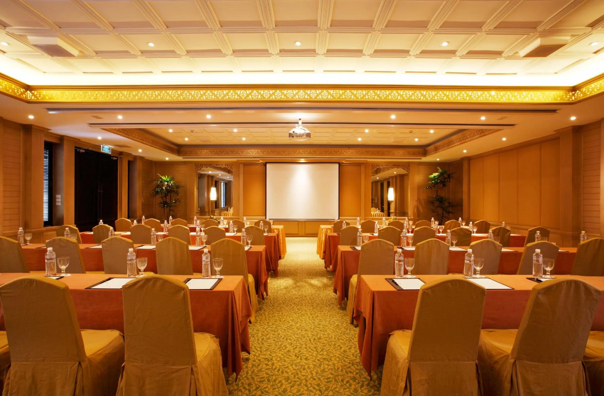 Business facilities in Dusit Thani Laguna Phuket