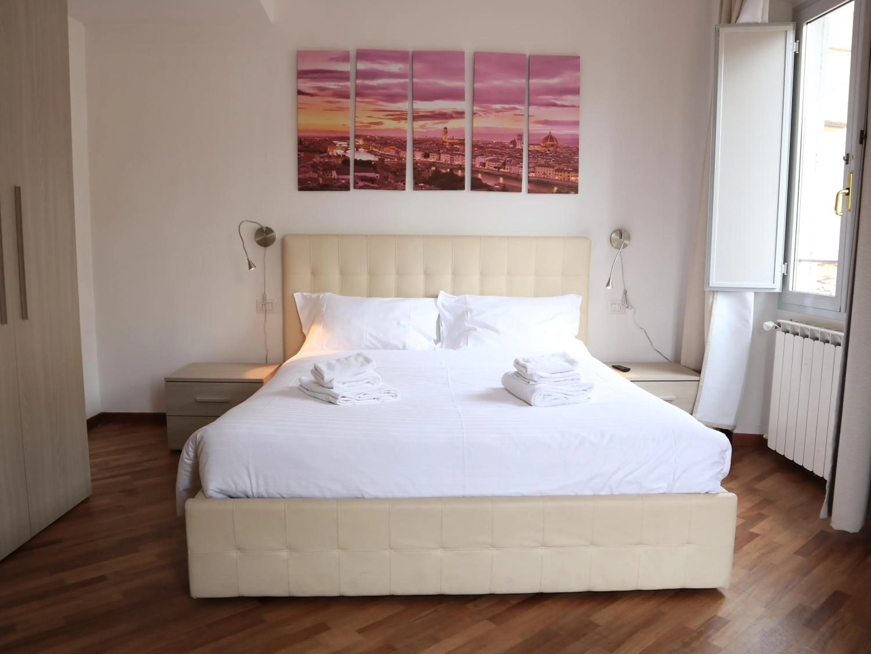 Bed in Le Tre Lune Suites