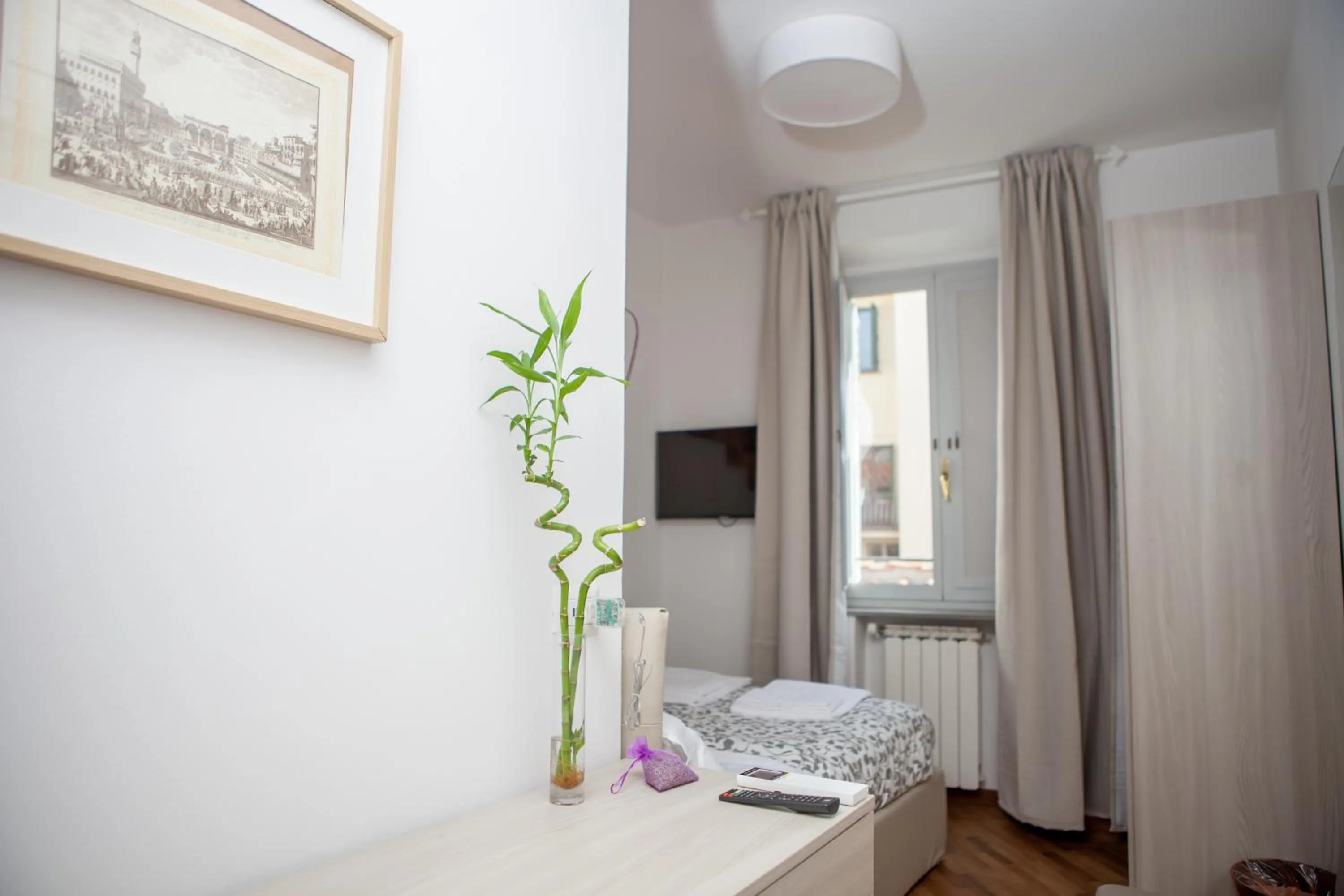 Photo of the whole room, Bed in Le Tre Lune Suites