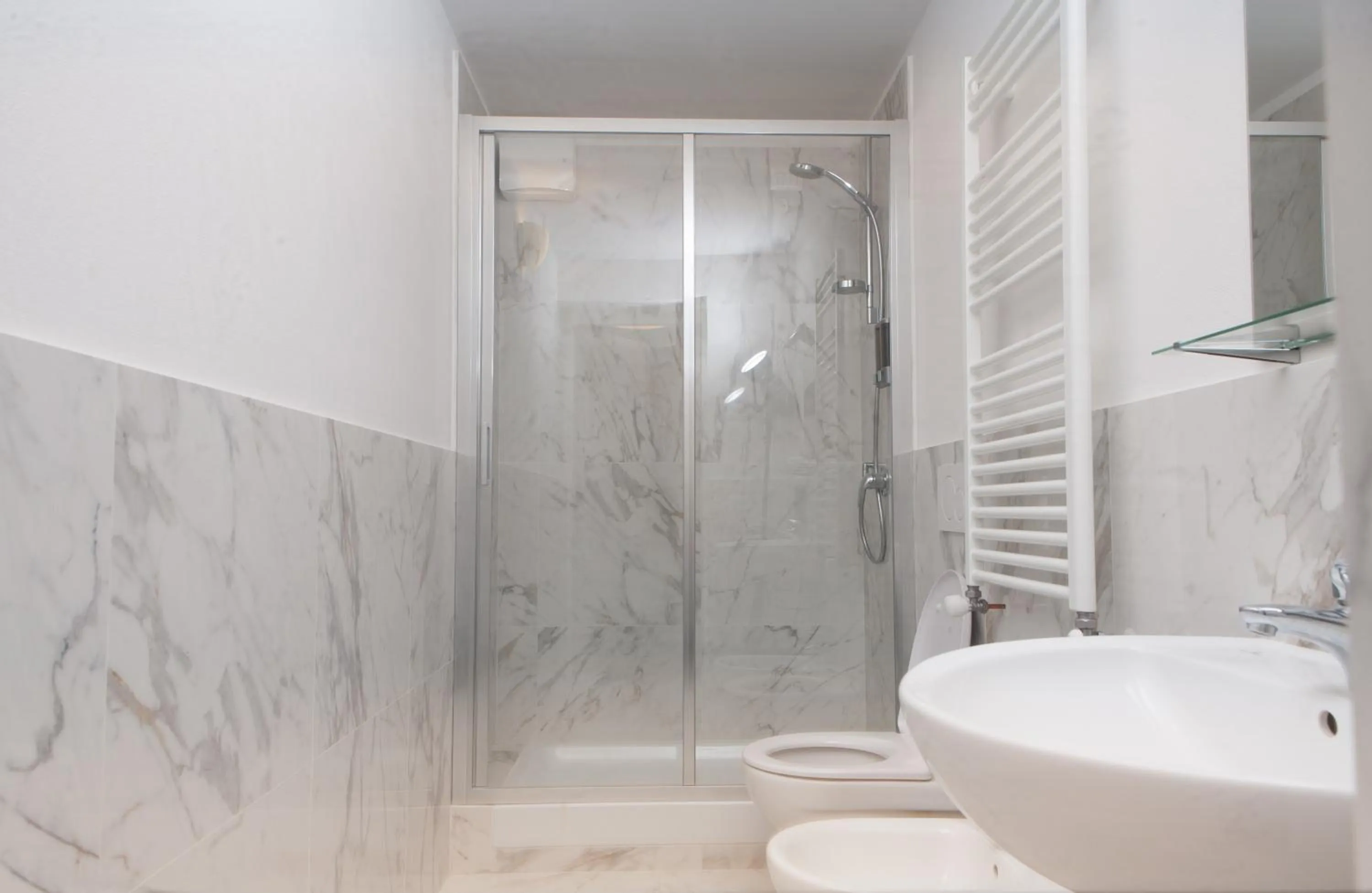 Bathroom in Le Tre Lune Suites